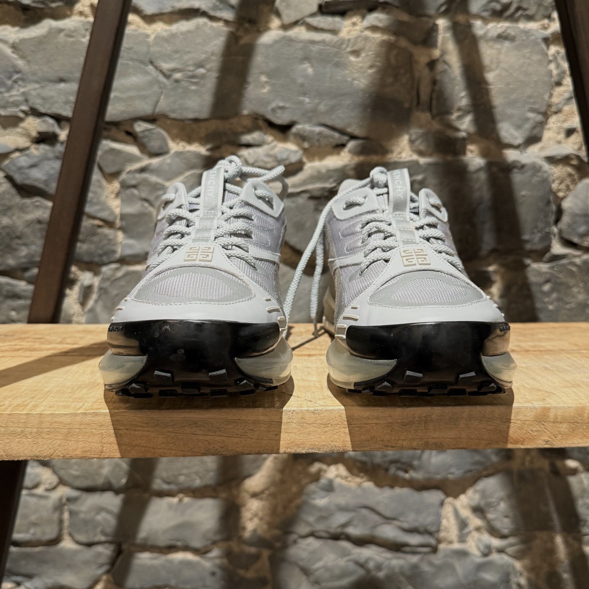 Givenchy Givenchy Giv 1 Mountain Cloud Grey Mesh Low-top Sneakers Size US 11 / EU 44 - 2 Thumbnail