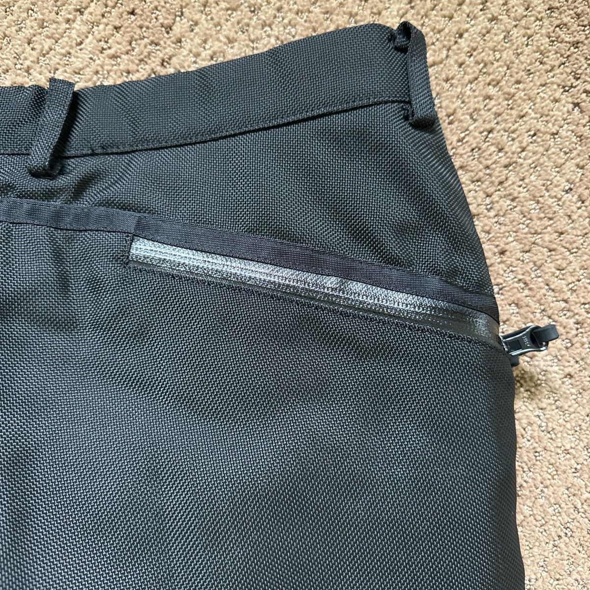 Issey Miyake Issey Miyake Ballistic Nylon Cargo Pants AW00 Size US 34 / EU 50 - 8 Thumbnail