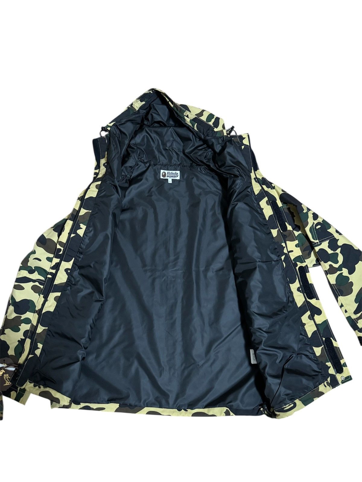 Bape × October's Very Own 🔥BAPE x OVO 1st Camo Mountain Windbreaker Jacket/Windrunner Size US L / EU 52-54 / 3 - 11 Thumbnail