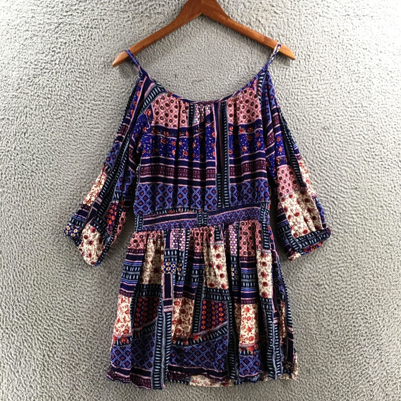 American Eagle Outfitters American Eagle Outfitters Boho Cold Shoulder Dress Womens L Patchwork Floral Peasant Style Dress Short Multicolor 90s? Size L / US 10 / IT 46 - 7 Thumbnail