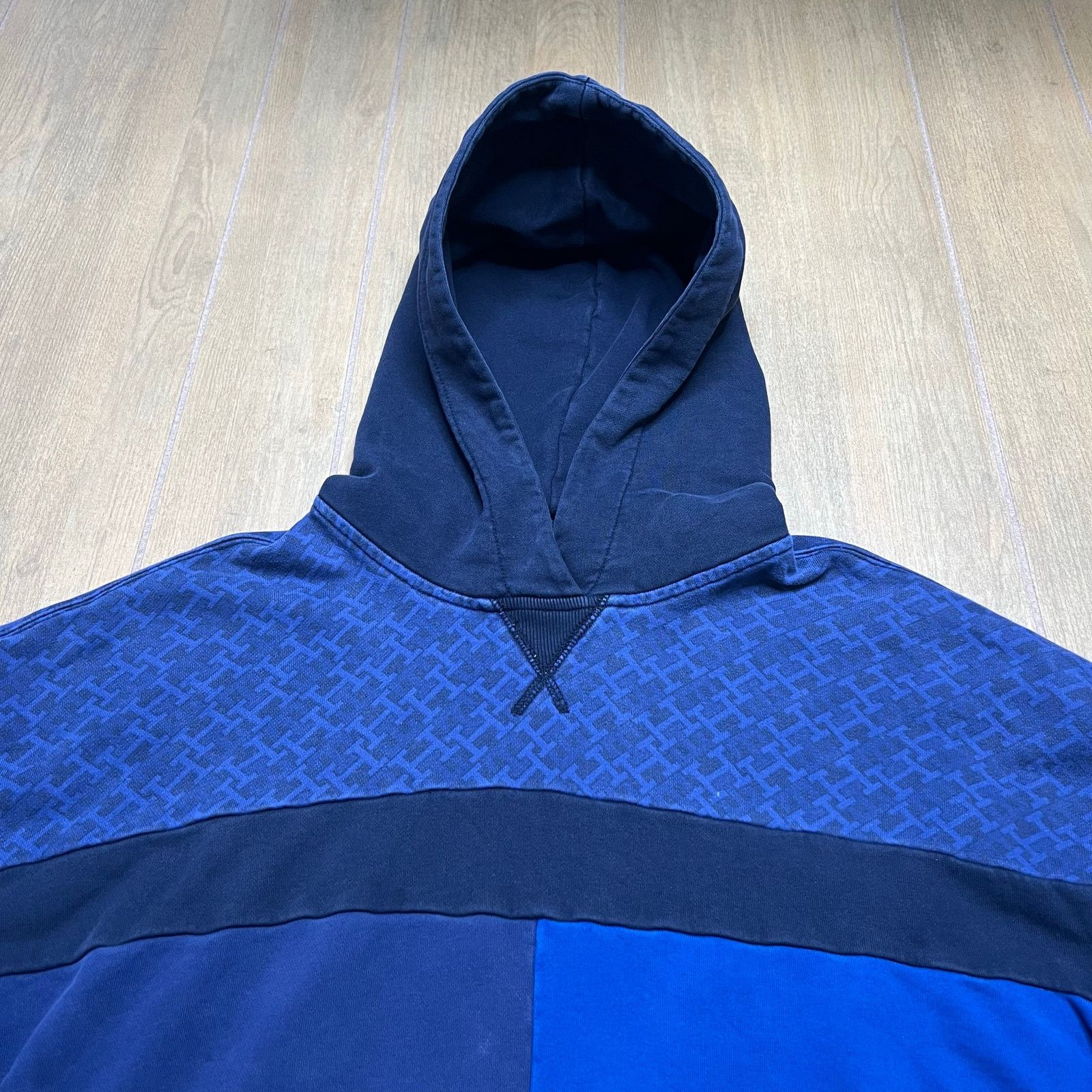 Tommy Hilfiger TOMMY HILFIGER TOMMY X ANTHONY RAMOS MONOGRAM HOODIE Sz M Size US M / EU 48-50 / 2 - 12 Thumbnail
