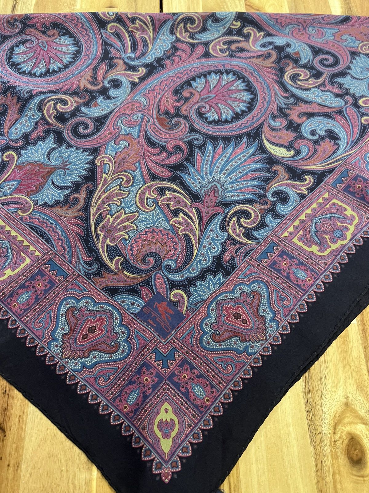 Etro Etro Silk Paisley Printed Square Shaped Sheer Scarf Size ONE SIZE - 15 Thumbnail