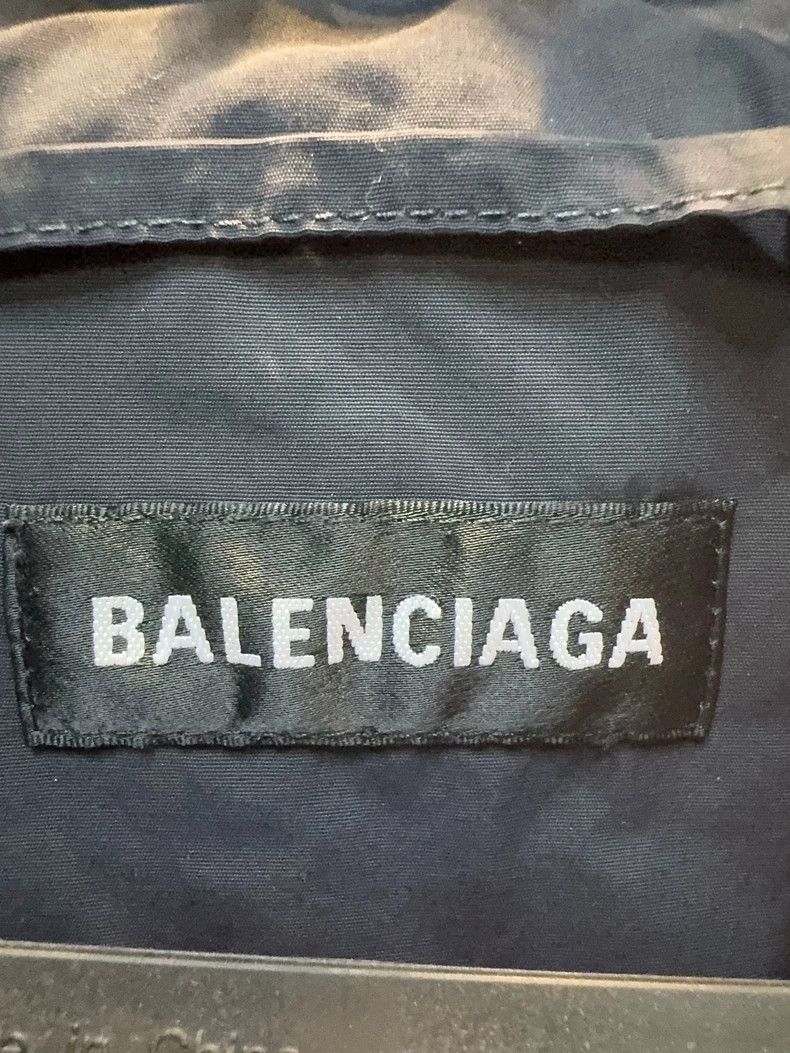 Balenciaga Balenciaga Latch red and black assault jacket 2501-Nextarro Size US M / EU 48-50 / 2 - 3 Thumbnail