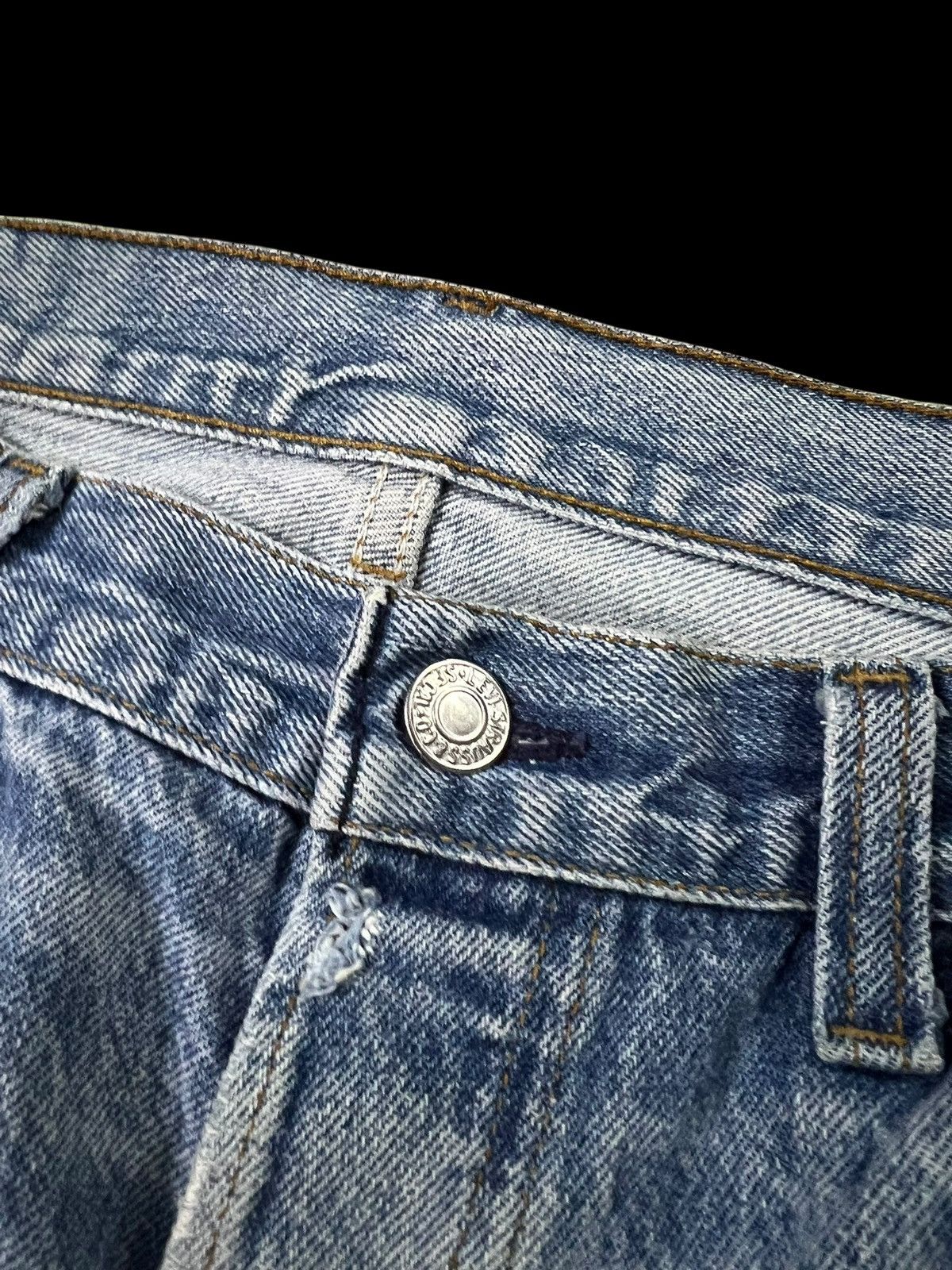 Levi's Vintage 90’s Levi’s 501 Mud Wash Distressed Ripped Jean Size US 34 / EU 50 - 10 Thumbnail