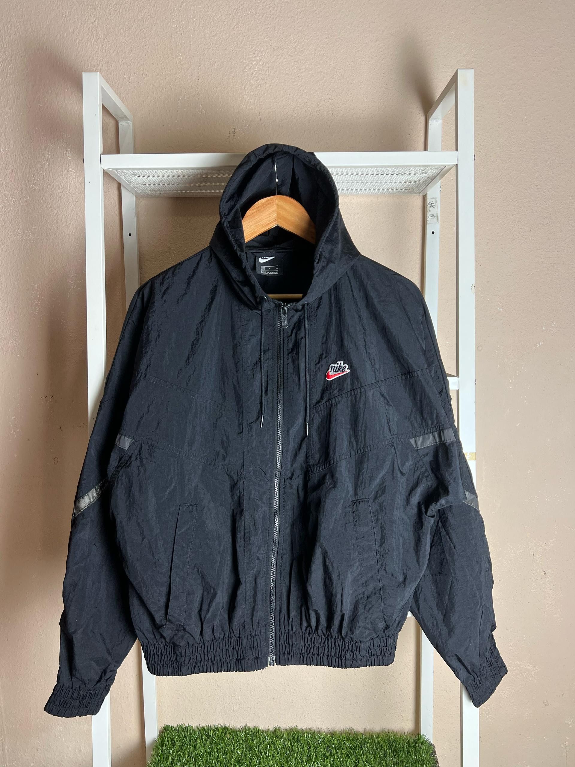 ジャケット・アウター Nike x Stussy WindrunnerJacket\"Off Noir\" Buy Nike x Stüssy Windrunner Jacket Off Noir - Novelship