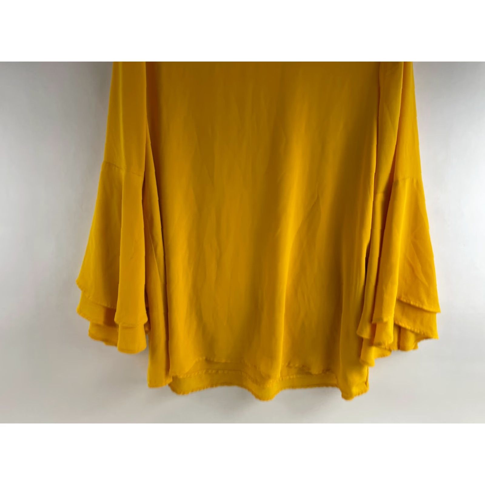 Jordan Brand K. Jordan Blouse Tee Women's Medium Yellow Long Bell Layered Sleeve V-Neck Shirt Women's Size M / US 6-8 / IT 42-44 - 4 Thumbnail