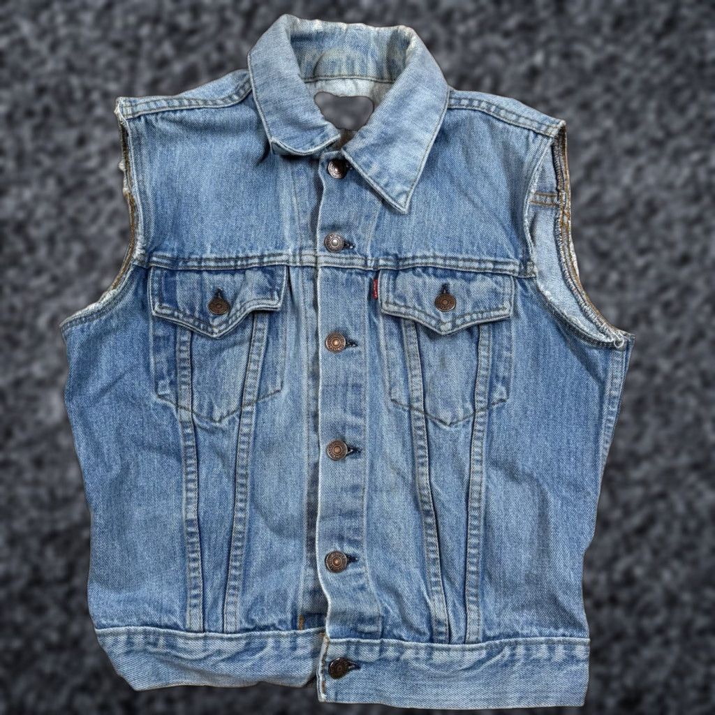 Levi's VTG Levi's Denim Cutoff Vest Mens M Biker Light Wash 75505 Blue Cotton Denim Vest Men Size US M / EU 48-50 / 2 - 1 Thumbnail