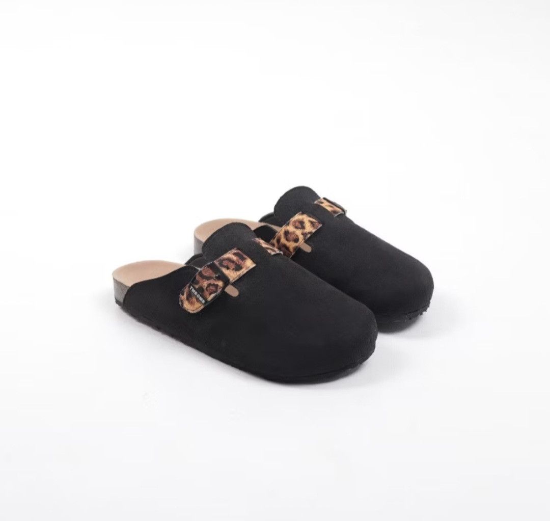 Japanese Brand Leopard black Japanese style sandal Size US 8 / EU 41 - 2 Thumbnail