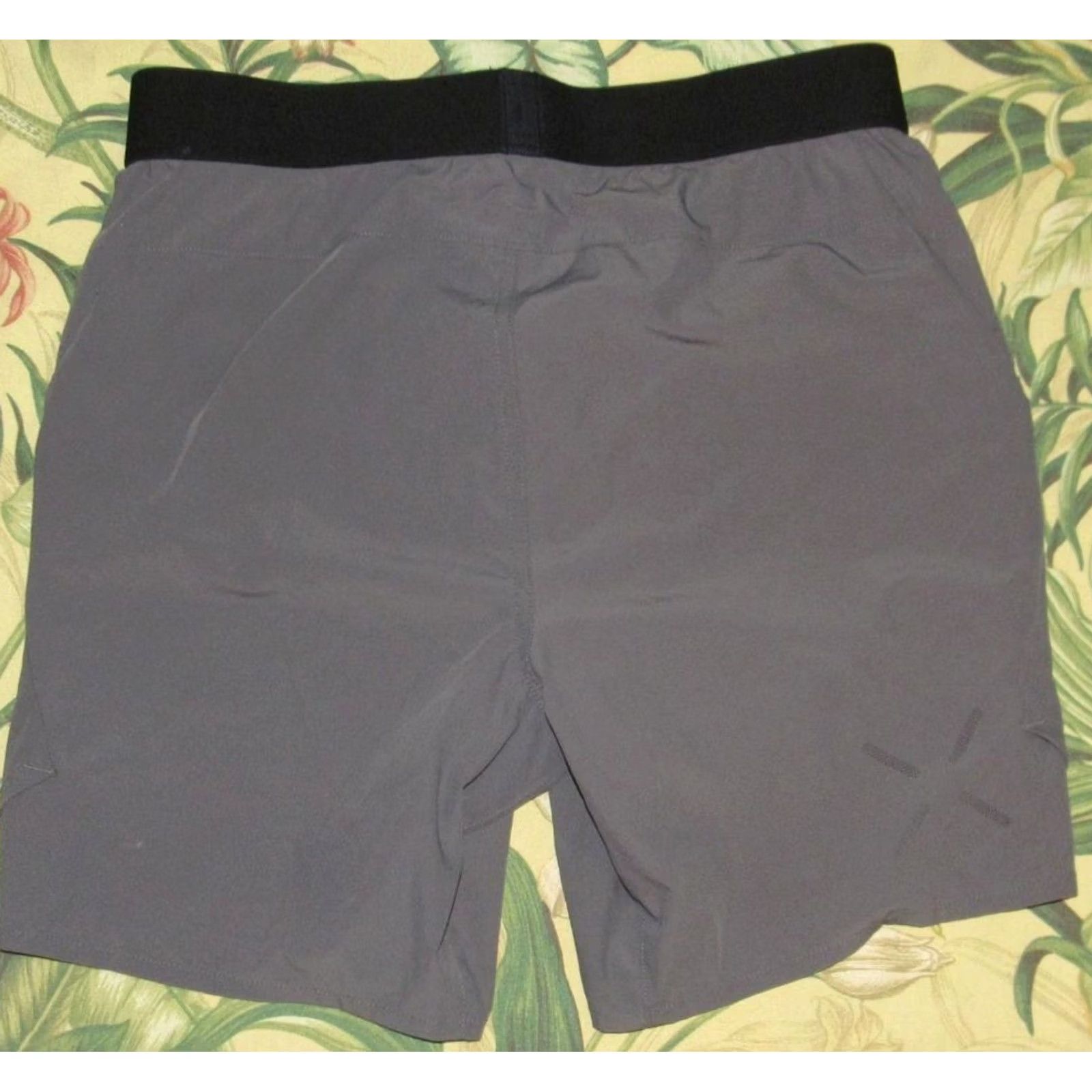 Ten Thousand TEN THOUSAND Grey 7" Lined Tactical Shorts Small Size US 29 - 3 Thumbnail