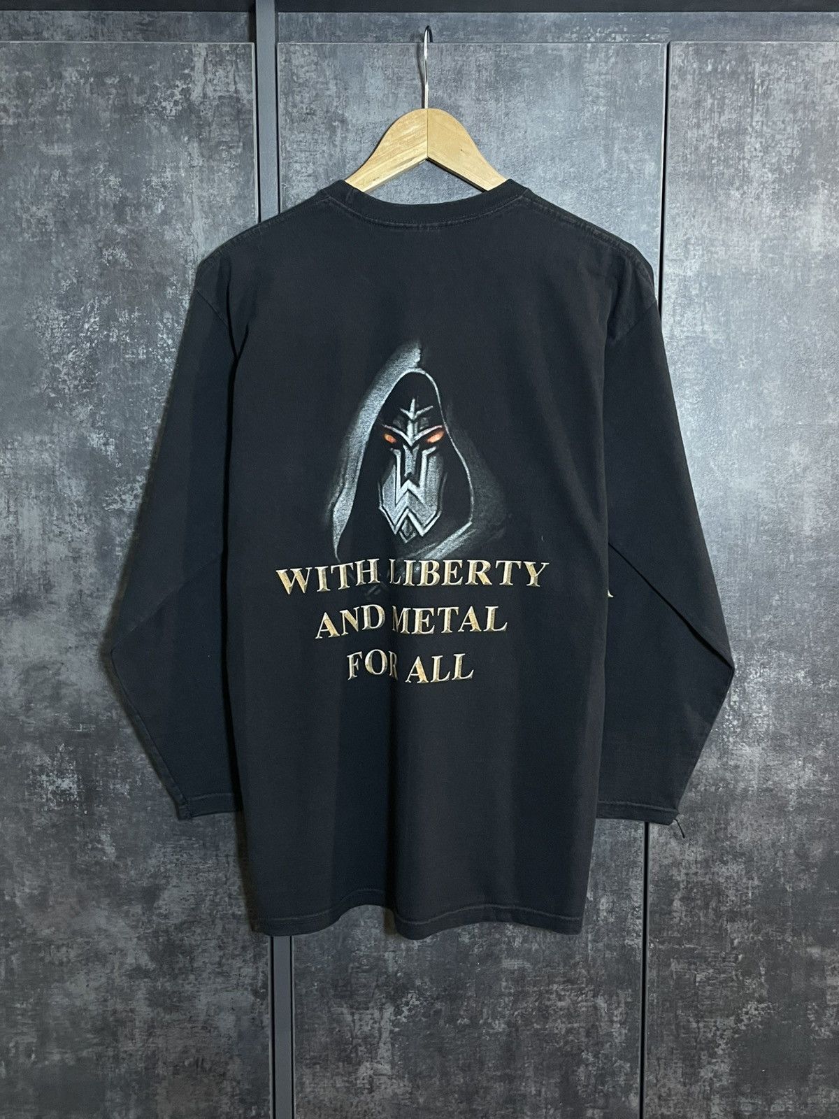 Band Tees Vintage Hammerfall Treshold Metal Long Sleeve NIN Oasis Size US M / EU 48-50 / 2 - 7 Thumbnail