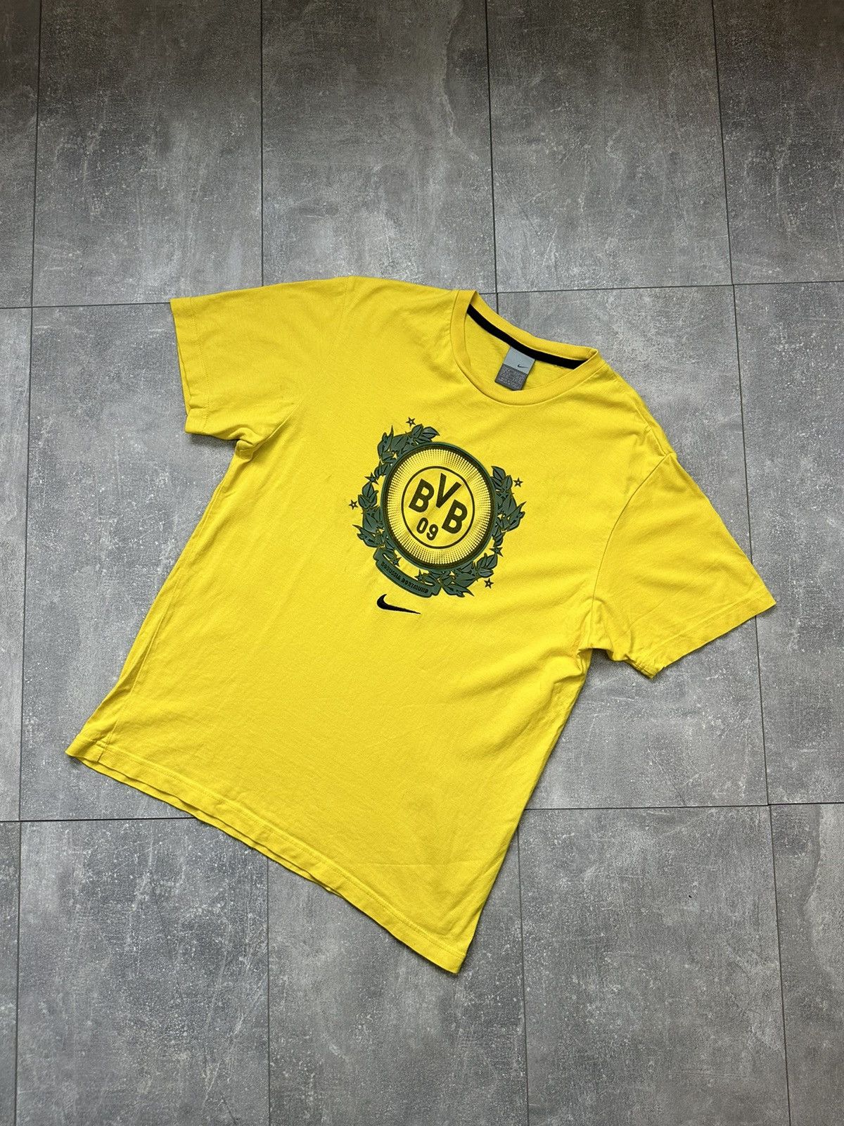 Nike Nike Borussia Dortmund Overprint Yellow Tee Jersey Size US M / EU 48-50 / 2 - 1 Thumbnail