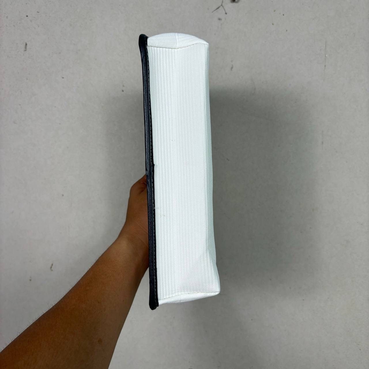Givenchy Pochette Givenchy White Clutch Bag Size ONE SIZE - 7 Thumbnail