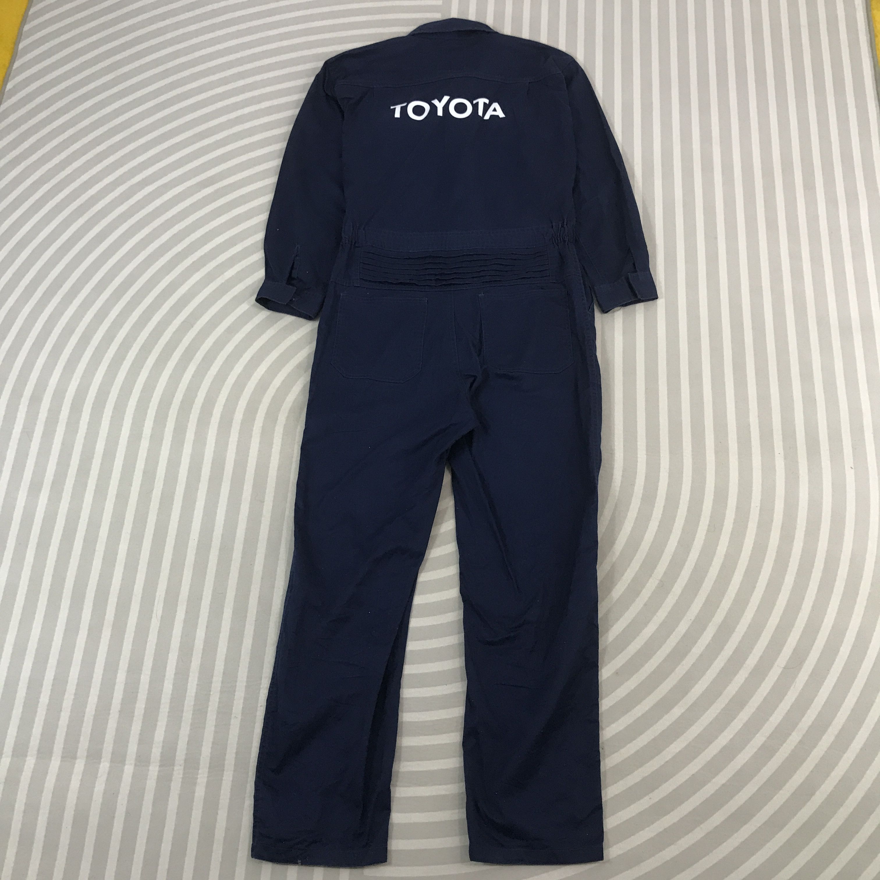 Gear for Sports Vintage Toyota Racing Coverall Jacket Size US L / EU 52-54 / 3 - 1 Thumbnail