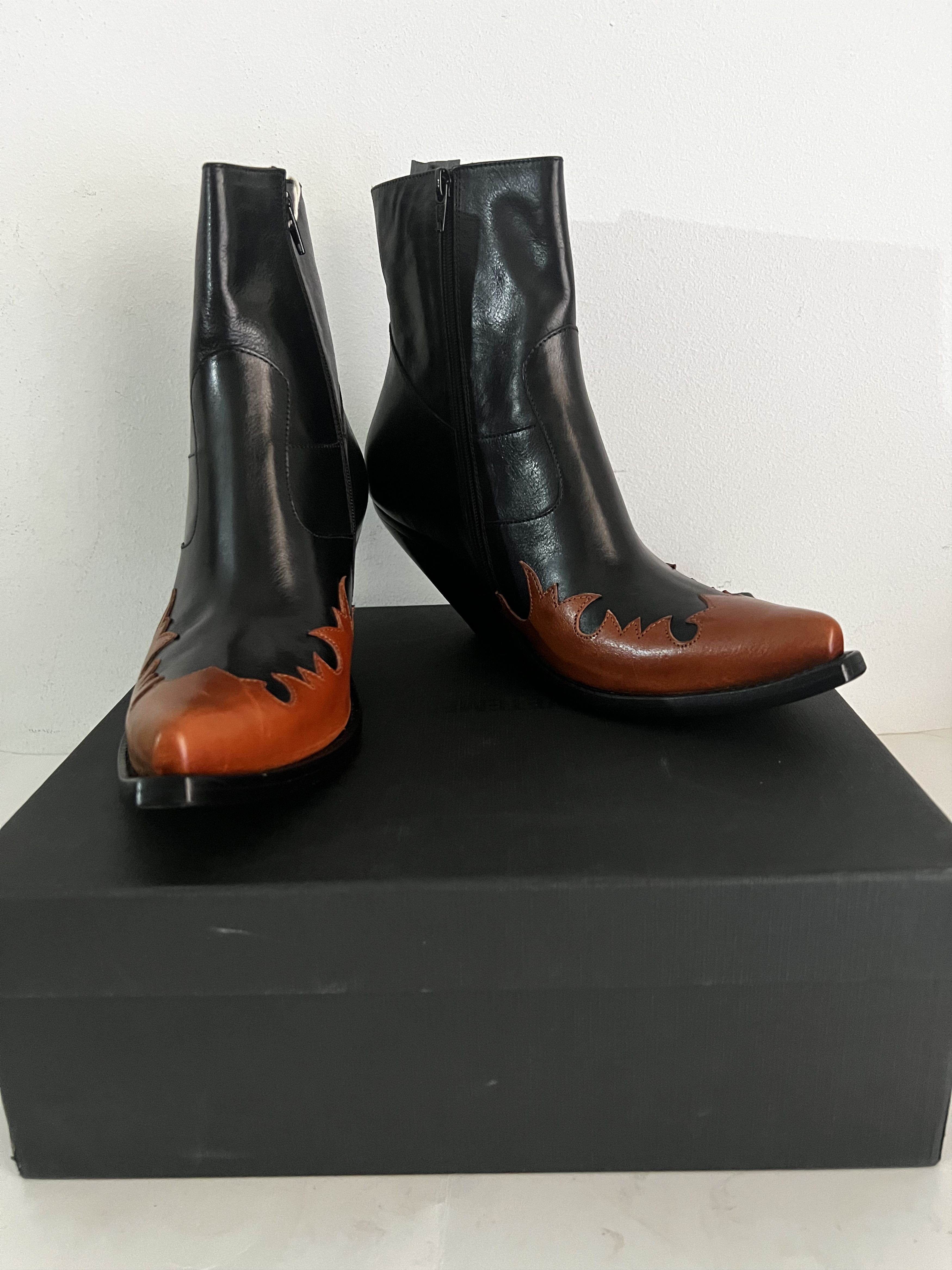 Vetements Vetements - Leather Ankle Cowgirl Boots Size US 8 / IT 38 - 7 Thumbnail