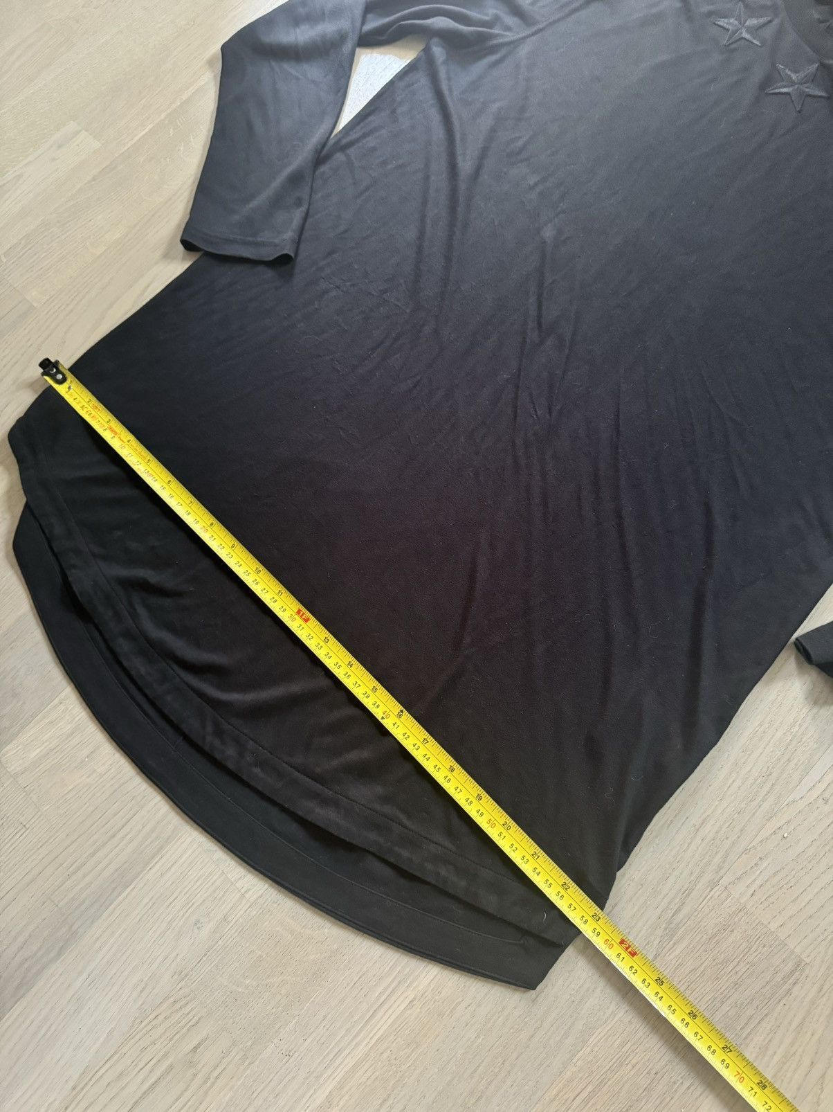 Givenchy GIVENCHY long sleeve tshirt sizes IN PHOTOS by tape measure Size US S / EU 44-46 / 1 - 6 Thumbnail