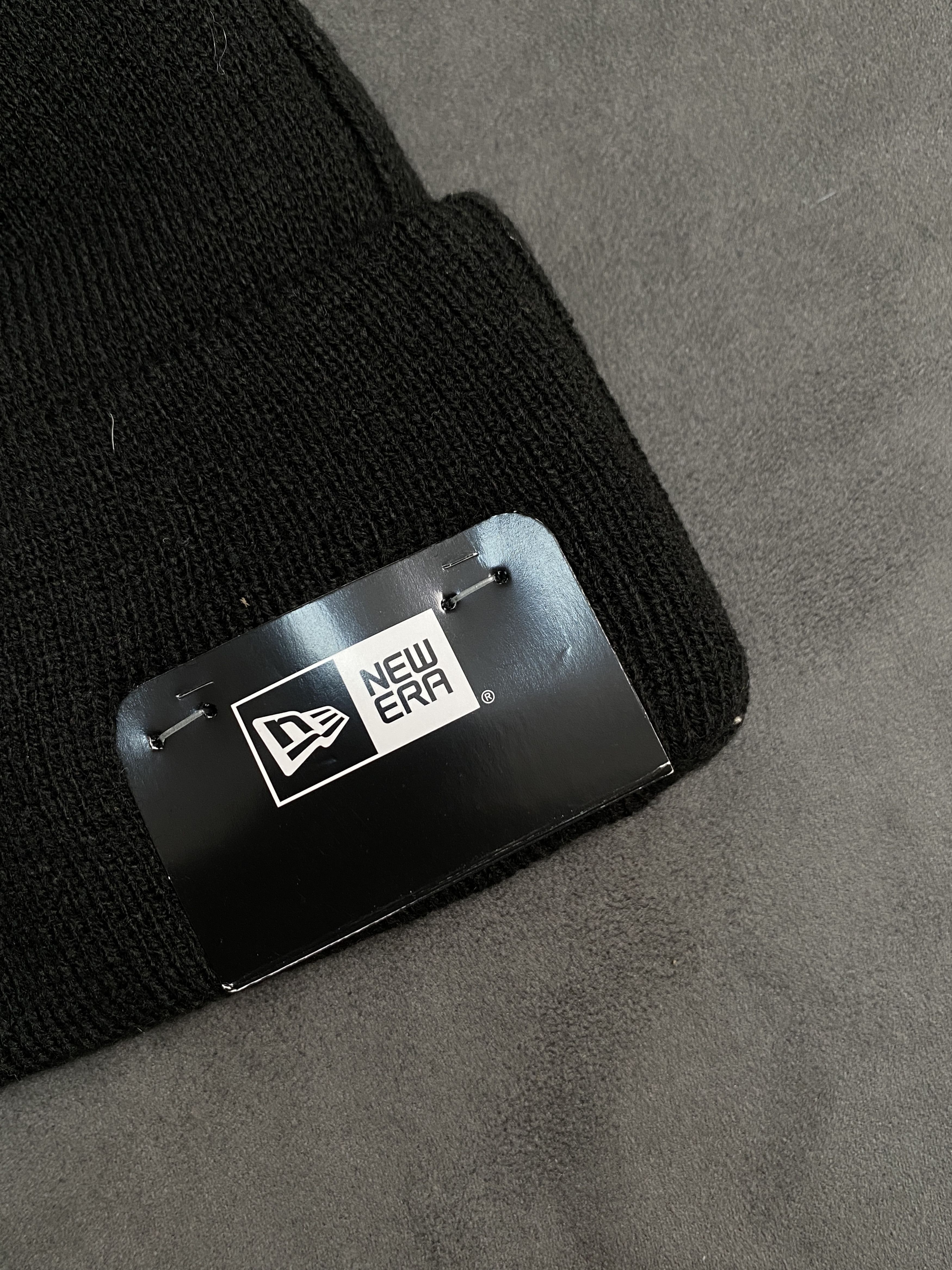 New Era × Supreme Rare Supreme New Era Box Logo Beanie Hats Black OS Size ONE SIZE - 6 Thumbnail