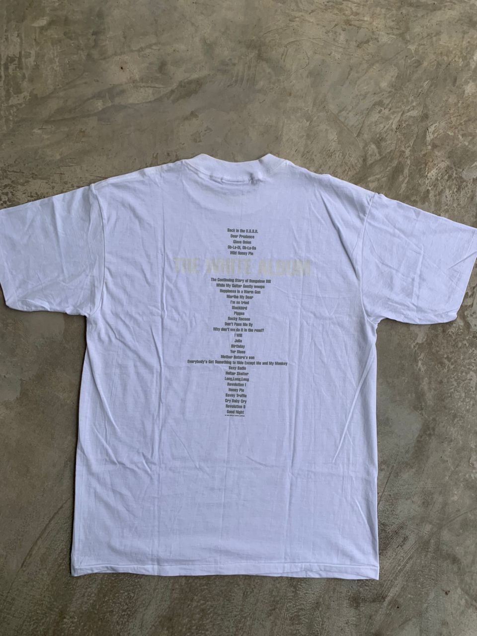 Band Tees The Beatles 1995 Vintage THE WHITE ALBUM Promo tee Size US L / EU 52-54 / 3 - 11 Thumbnail