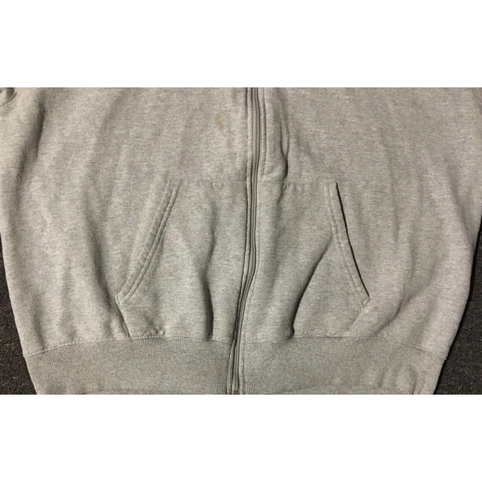 Champion VINTAGE Champion Hoodie XL Gray Distressed Faded Zip Shirt Track Grunge Punk Surf Skate 90s Mens Size US XL / EU 56 / 4 - 3 Thumbnail