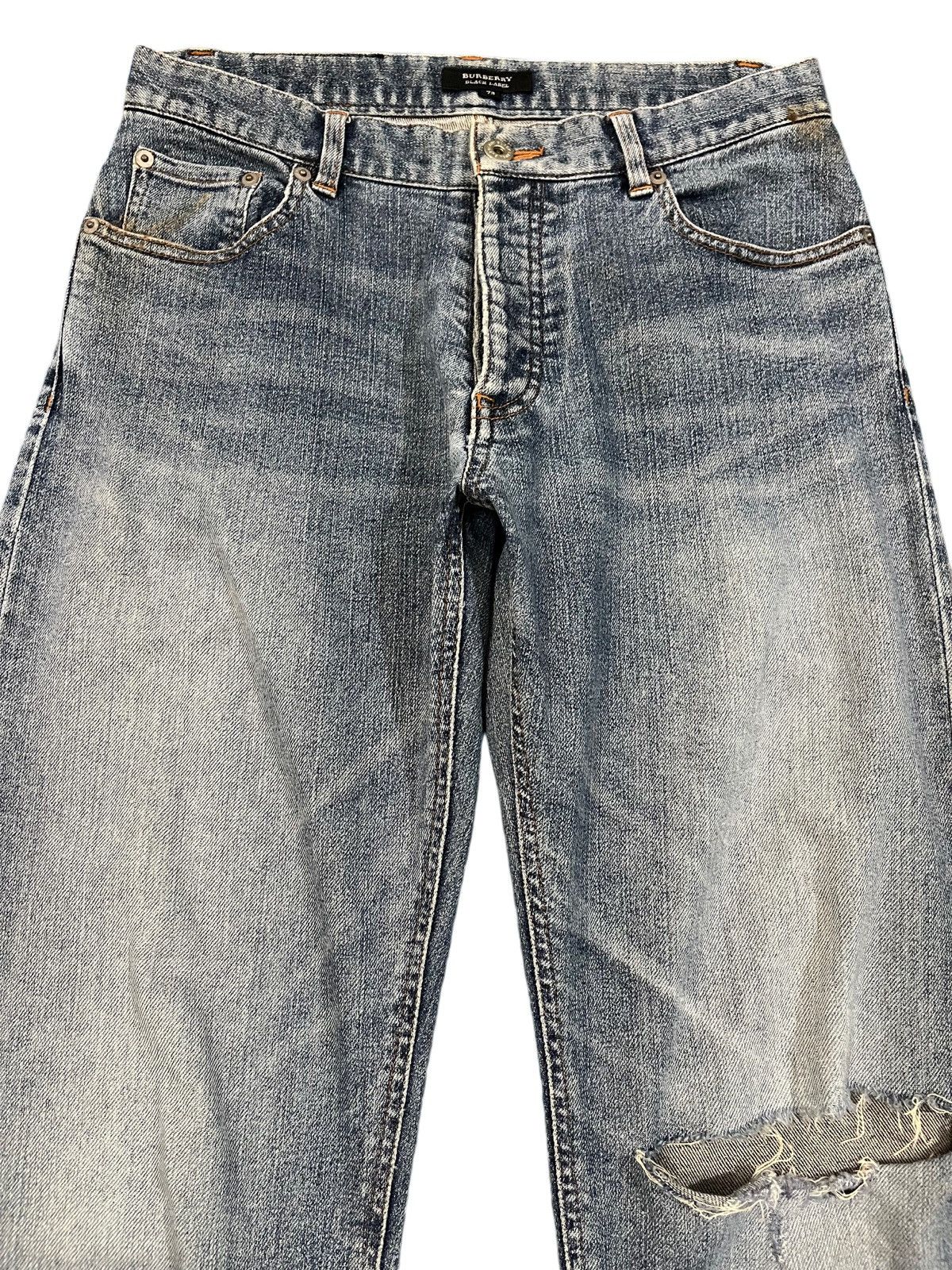 Black Label Vintage Burberry Black Label Distressed Denim Size US 30 / EU 46 - 2 Thumbnail