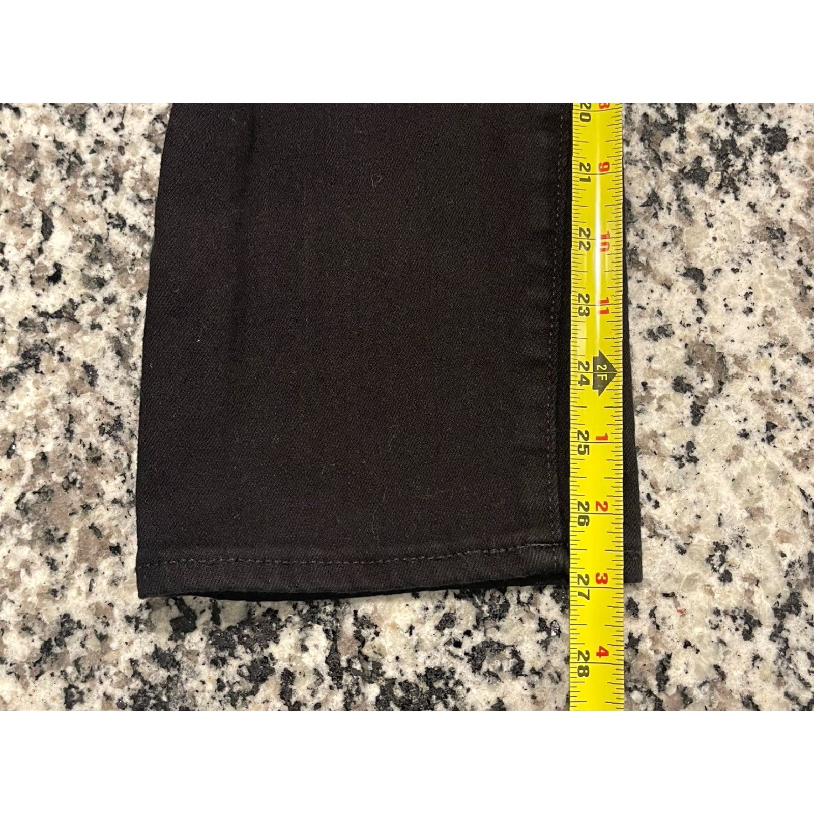 Good American Good American Good Classic Jeans Size 14/32 Inseam 27" BLACK001 GCLC047SBT Size 36" / US 14 / IT 50 - 8 Thumbnail