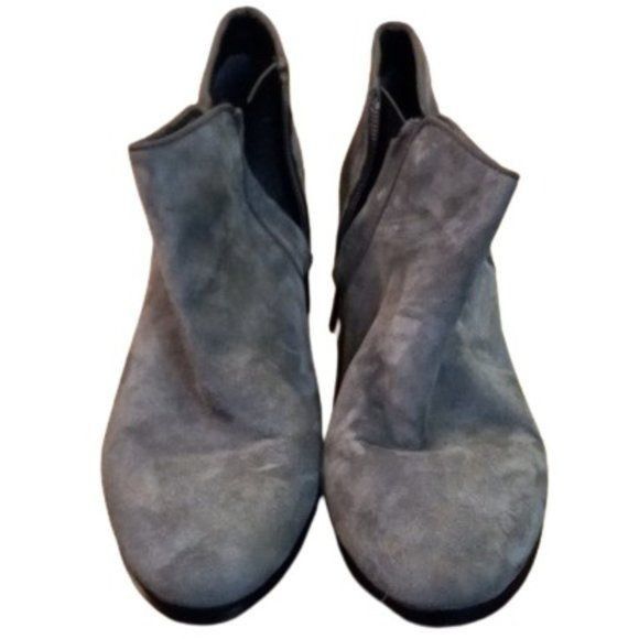 Sam Edelman Sam Edelman Size 8 Gray Suede Chelsea Ankle Boots Booties Si Size US 8 / IT 38 - 1 Thumbnail