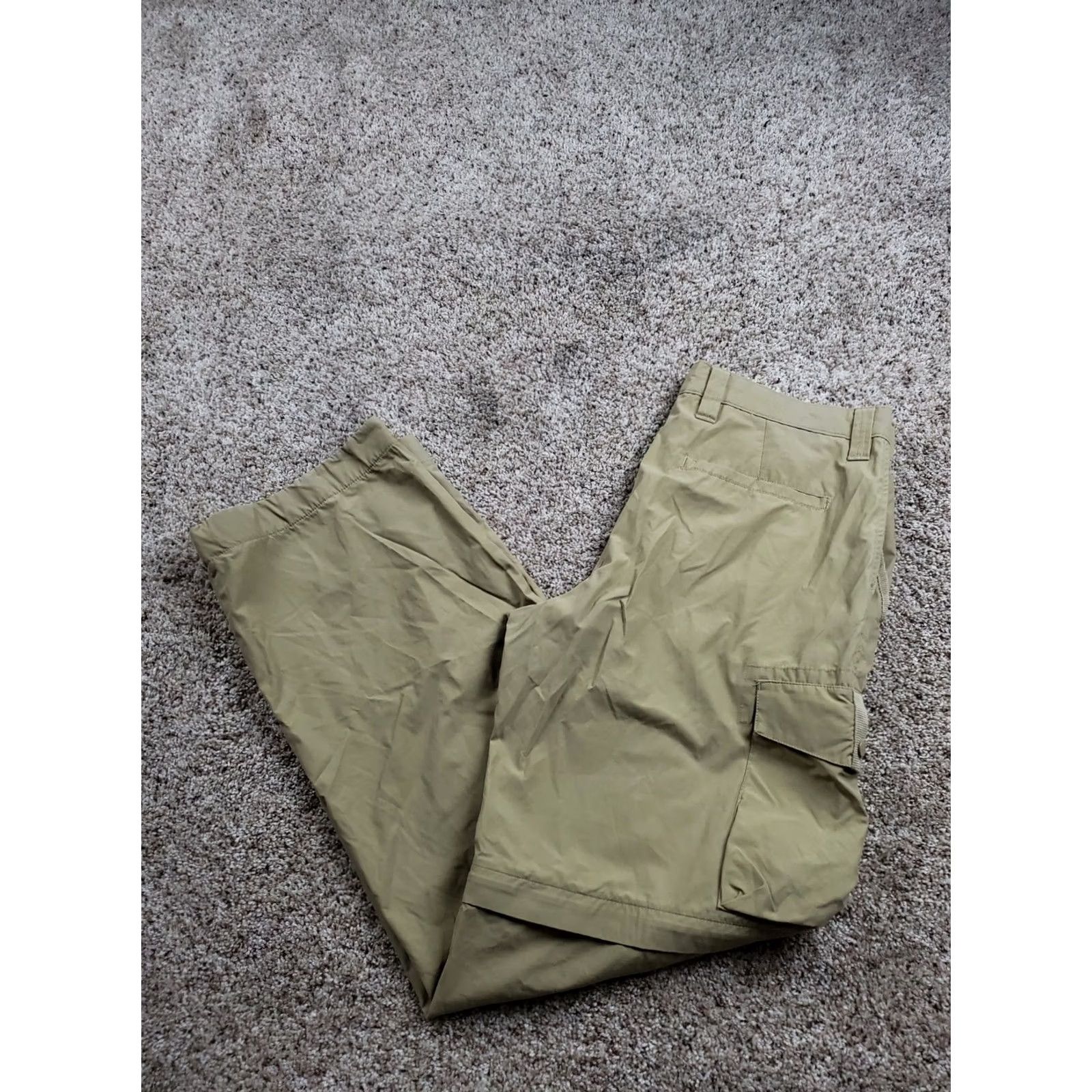 Gap Gap Cargo Pants 34X34 Green Cotton Nylon 5-Pocket Straight Leg Relaxed Mens Pants Size US 34 / EU 50 - 2 Thumbnail
