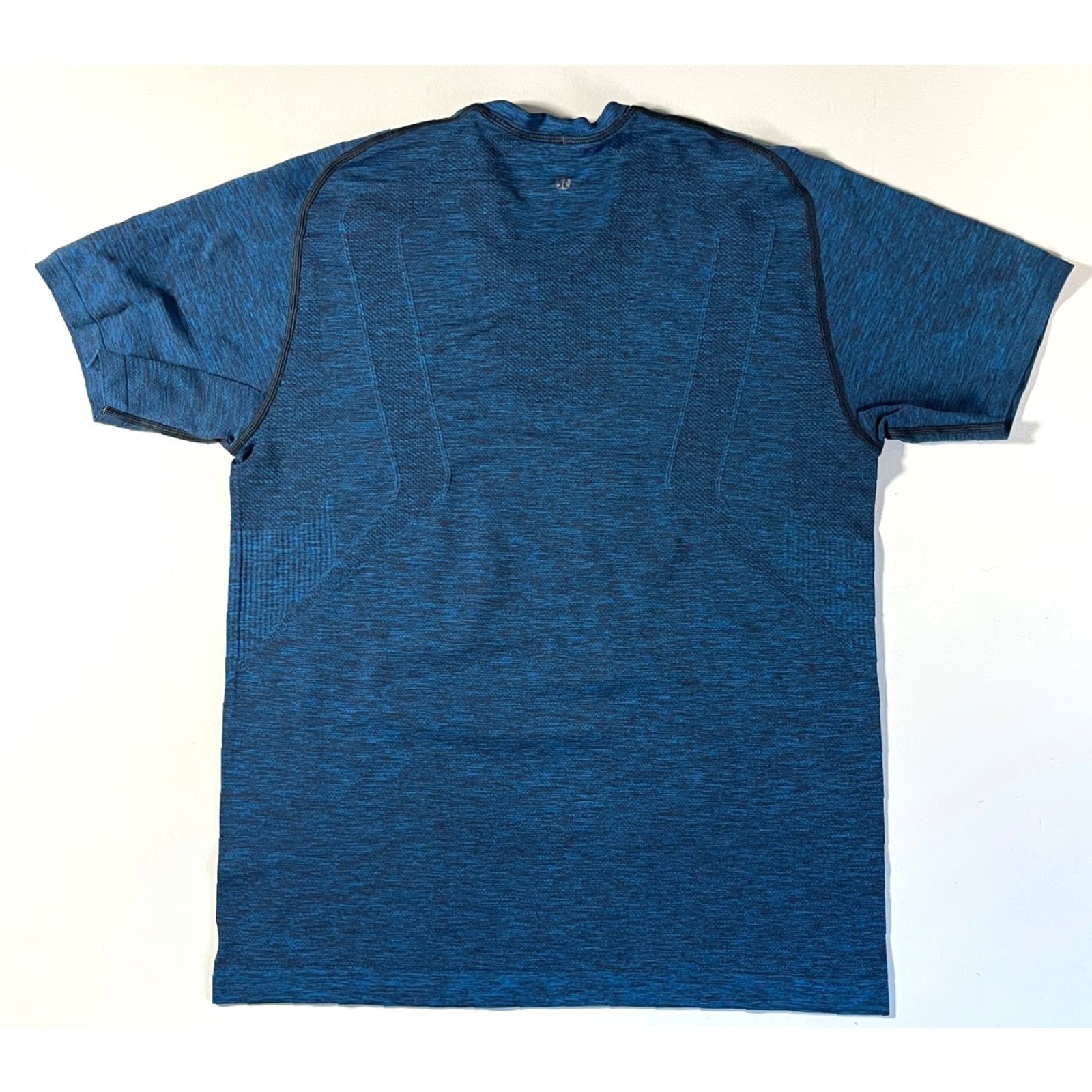 Lululemon VINTAGE Men’s Lululemon Metal Vent Tech T-Shirt Blue M Adult Shirt Mens Size US M / EU 48-50 / 2 - 2 Thumbnail