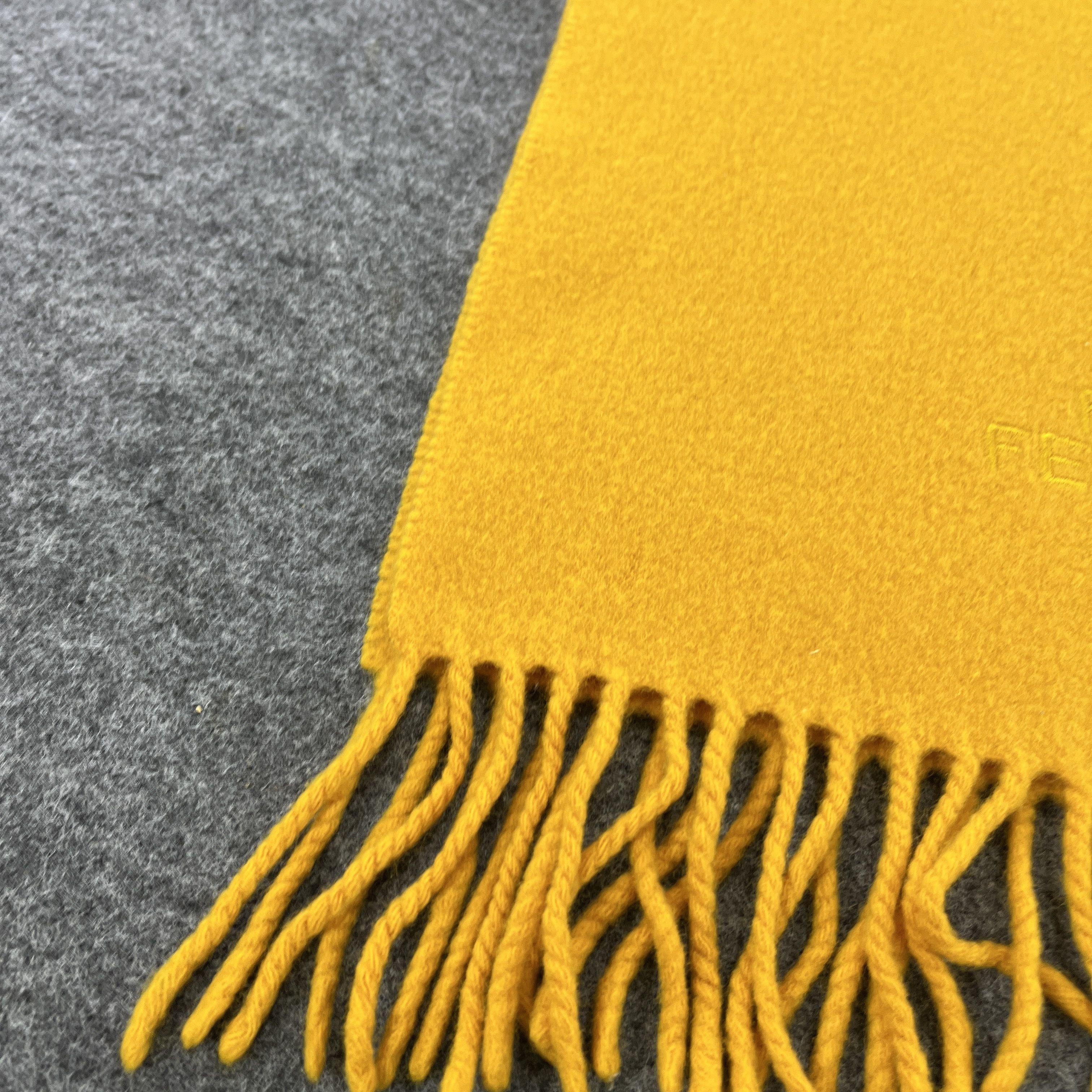 Vintage Vintage Wool Fendi Scarf / Muffler / Neckwear T749 Size ONE SIZE - 6 Thumbnail
