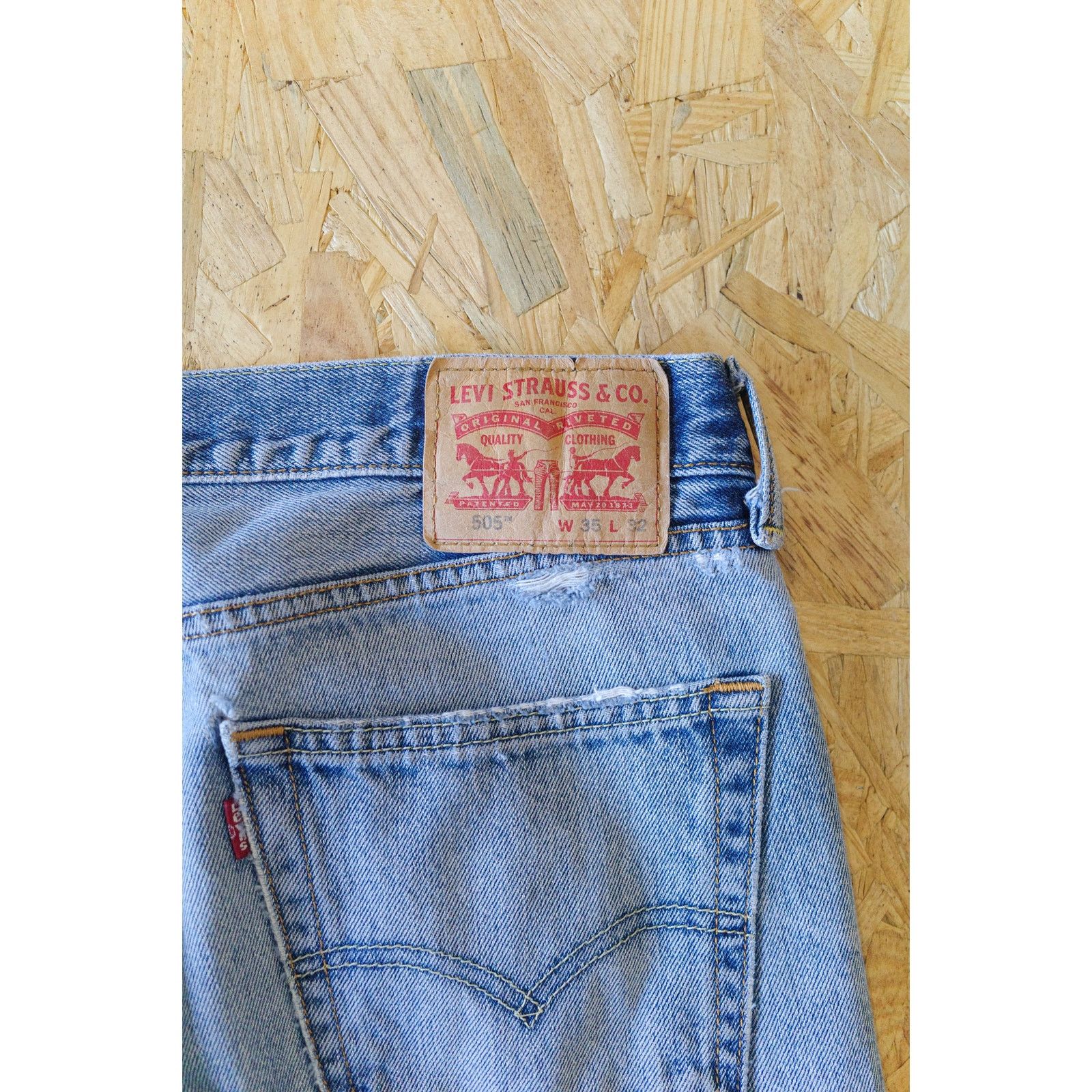 Levi's Levi's Levi Strauss 505 Regular Distressed, Denim - W35 L32 Size US 35 - 12 Thumbnail