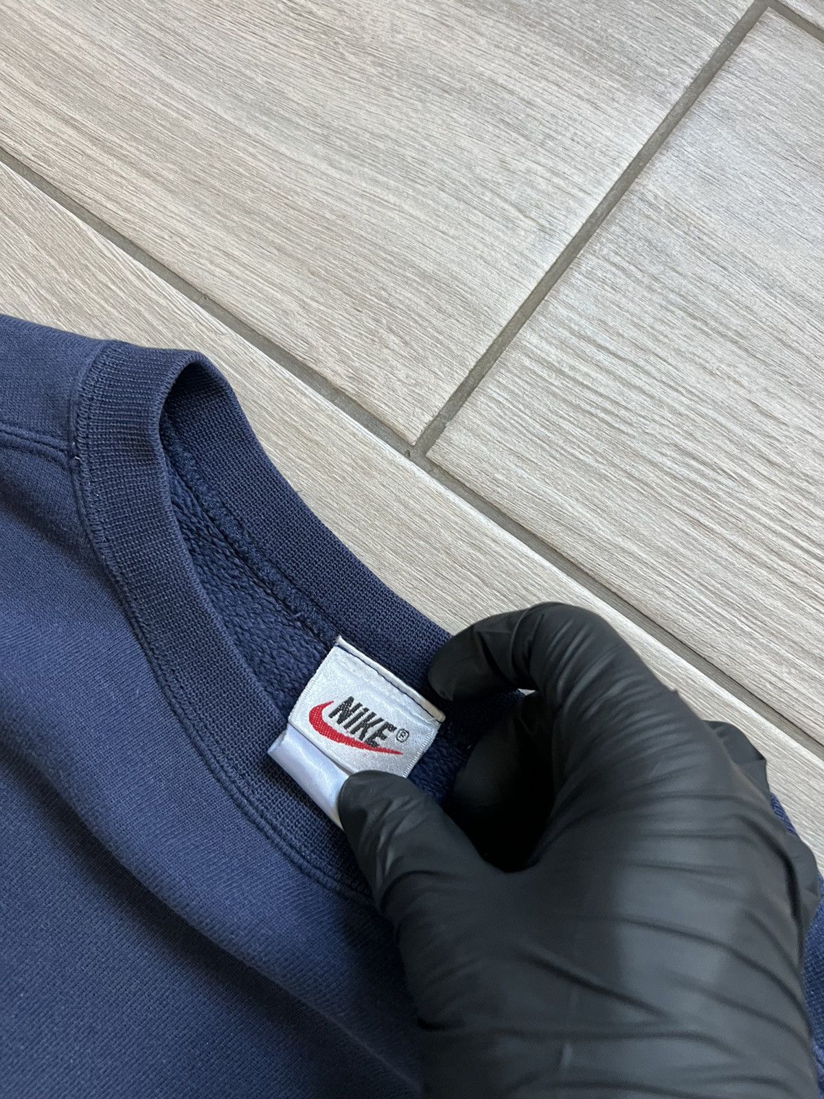 Nike NIKE VINTAGE BIG LOGO GREY CRAZY FADED BAGGY SWEATSHIRT 90’S Size US L / EU 52-54 / 3 - 5 Thumbnail