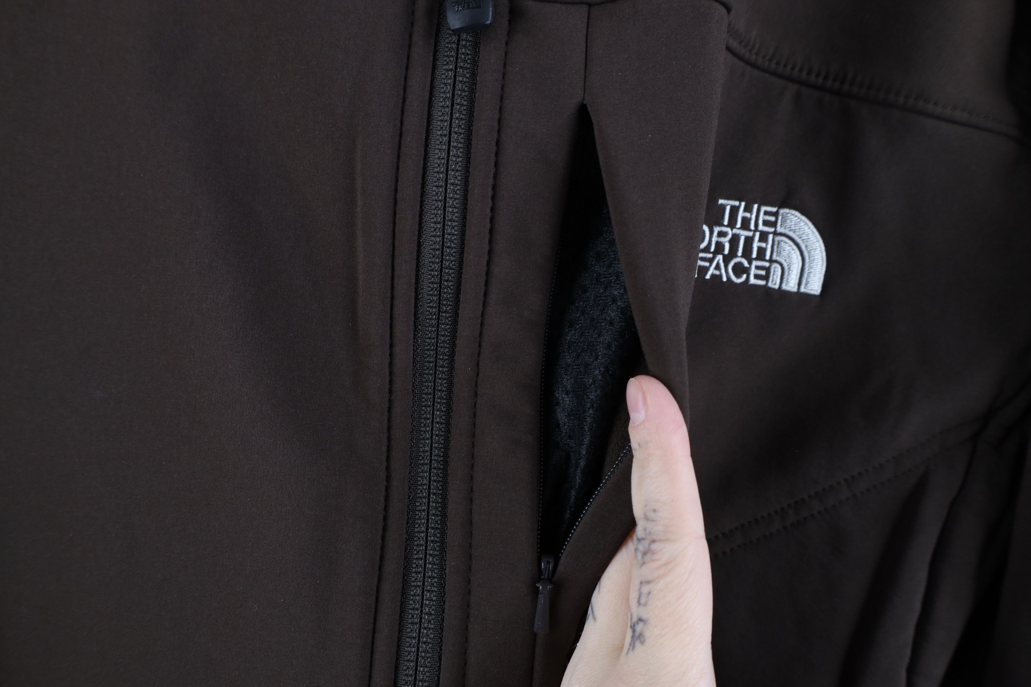 The North Face × Vintage Vintage The North Face Softshell Fleece Lined Jacket Brown Size L / US 10 / IT 46 - 5 Thumbnail