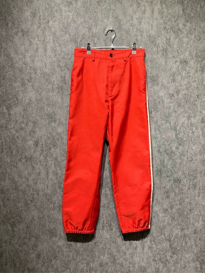Gucci Gucci Loved red sports casual trousers 2502-Nextarrow Size US 30 / EU 46 - 1 Thumbnail
