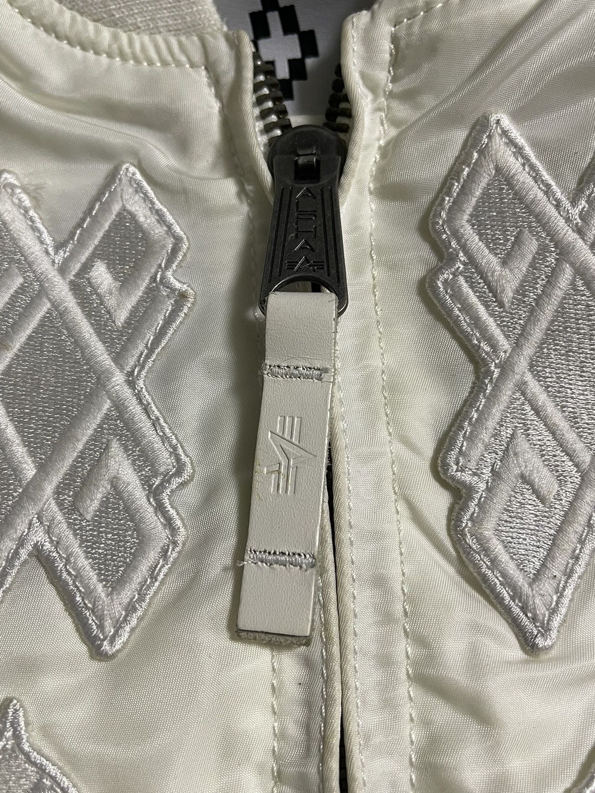 Alpha Industries × Marcelo Burlon Alpha Industries X Marcelo Burlon Flight Jacket Size US S / EU 44-46 / 1 - 6 Thumbnail