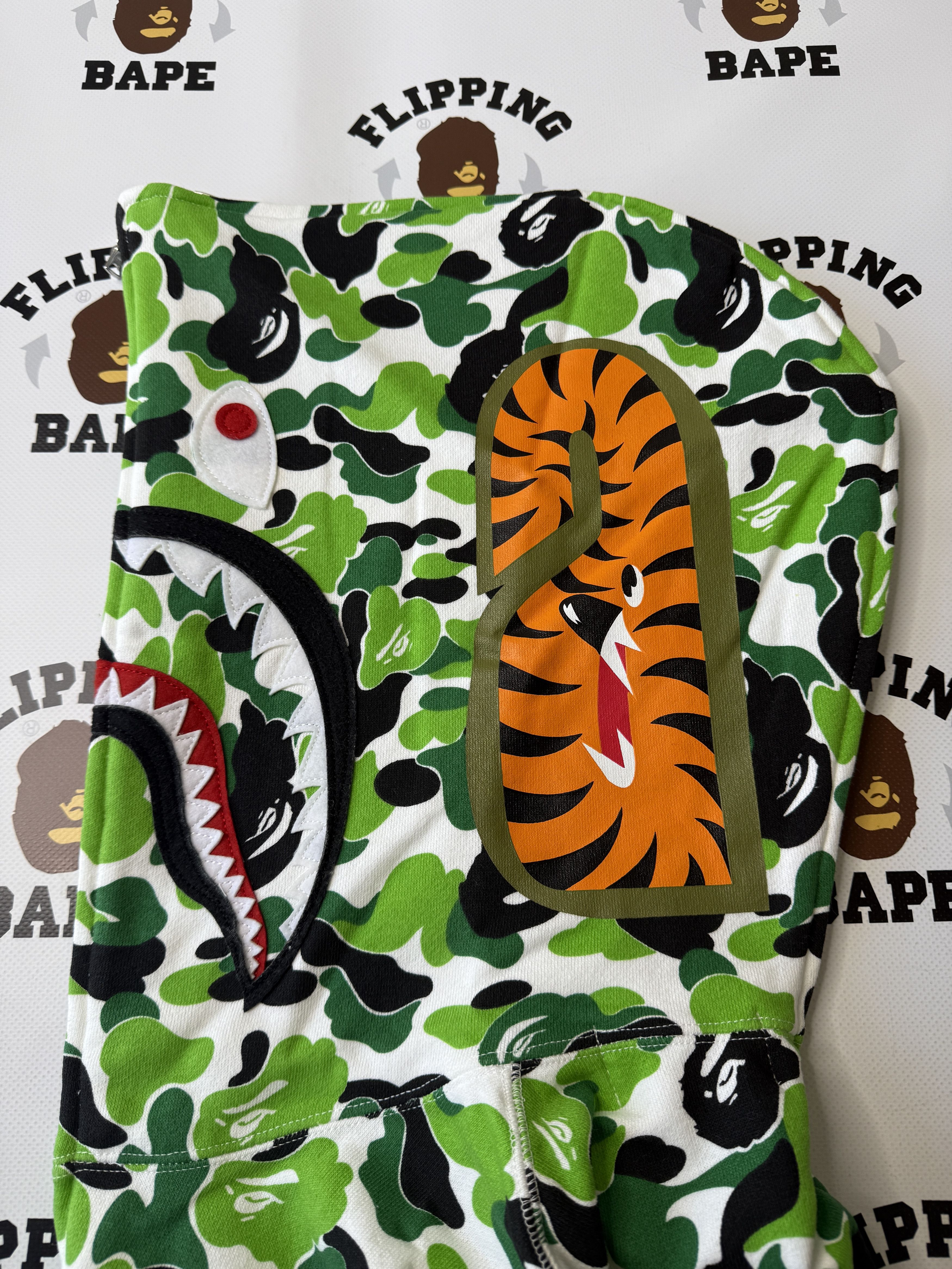 Bape BAPE CHENGDU SEPARATE SHARK FULL ZIP HOODIE Size US M / EU 48-50 / 2 - 6 Thumbnail