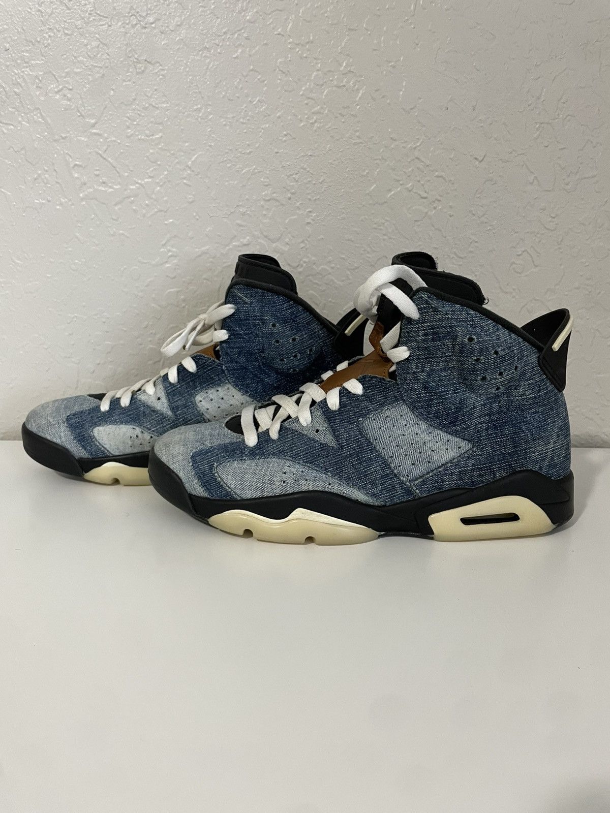Jordan Brand Air Jordan 6 Retro Washed Denim Size US 10.5 / EU 43-44 - 1 Thumbnail