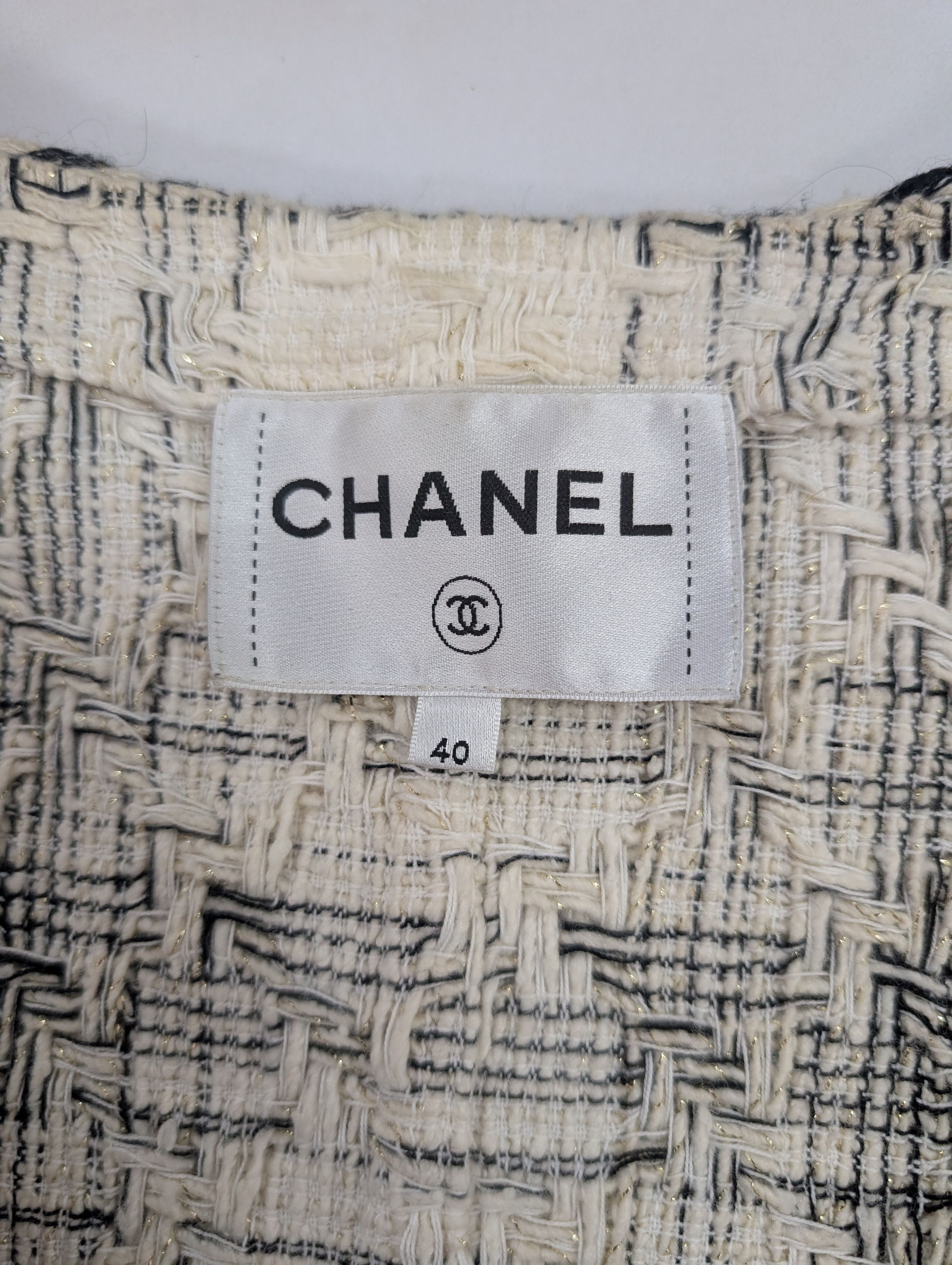 Chanel Chanel White Tweed Vest Jacket Size M / US 6-8 / IT 42-44 - 6 Thumbnail