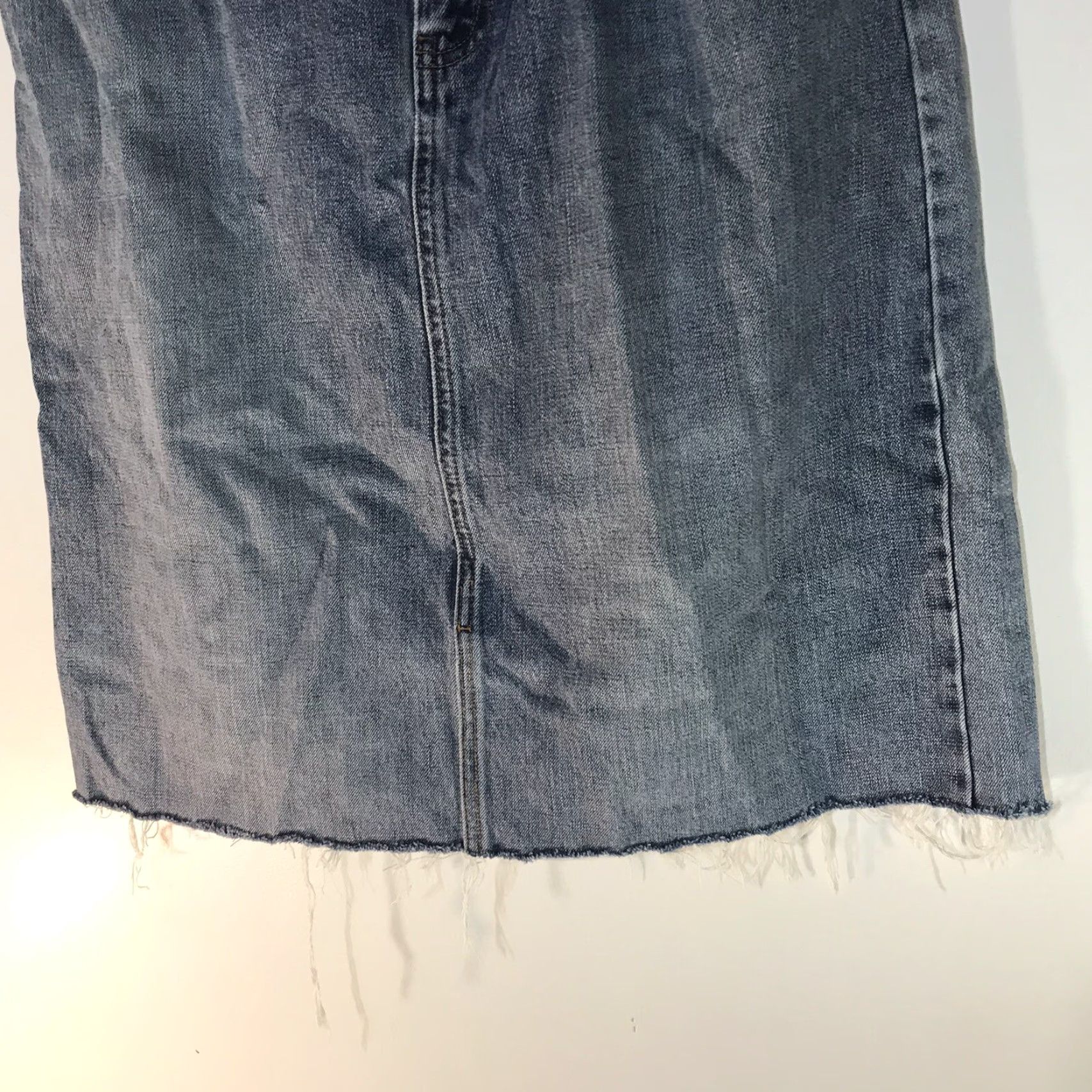 Gap Gap Women's Midi Denim Skirt Size 14 Blue Straight Pencil Casual Summer 90s Size 36" / US 14 / IT 50 - 3 Thumbnail