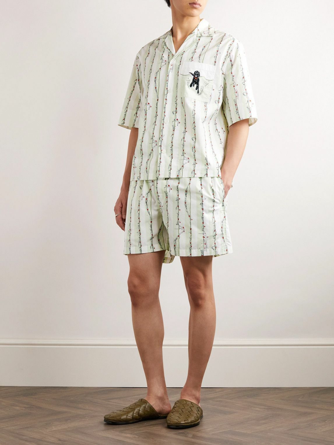 Bottega Veneta Light Cyan Swimmers Print Bermuda Shorts Size US 34 / EU 50 - 2 Thumbnail