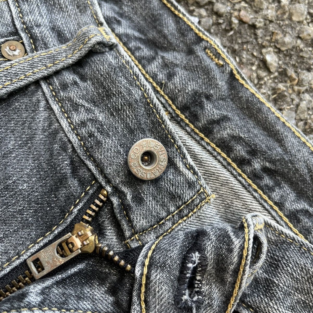 Levi's Vintage Levi’s 502 Black Faded Distressed Denim Jeans Pants Size US 29 - 8 Thumbnail
