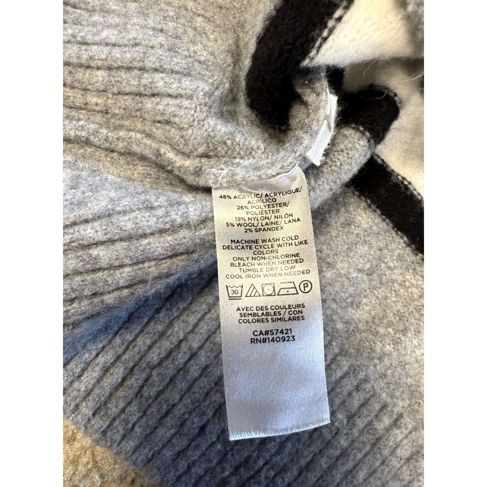 Loft LOFT Wool Blend Sweater Womens Size XS Gray Black White Striped Size XS / US 0-2 / IT 36-38 - 4 Thumbnail
