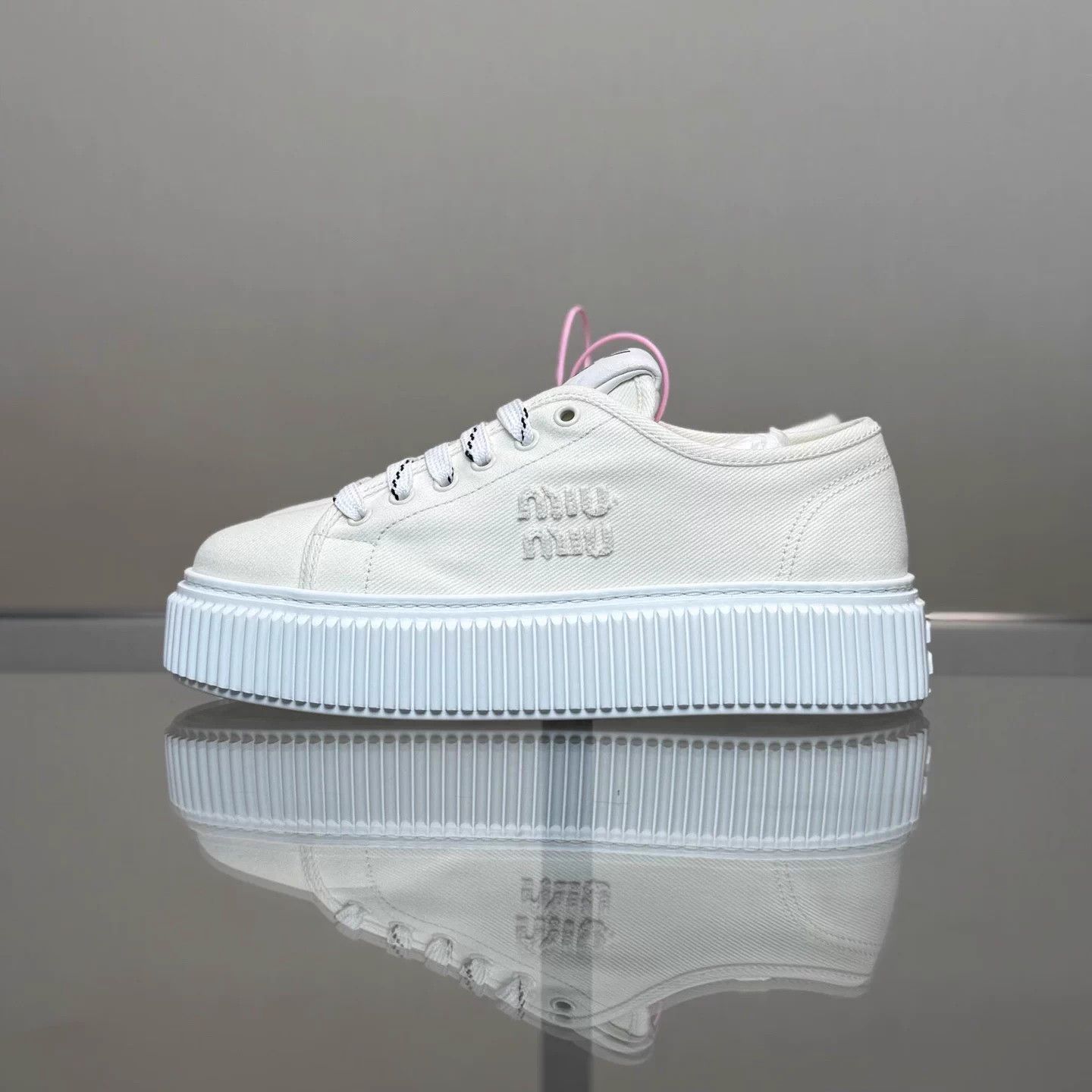 Miu Miu Miu Miu 25 ivory canvas cookie sneakers 38 Size US 7 / IT 37 - 5 Thumbnail