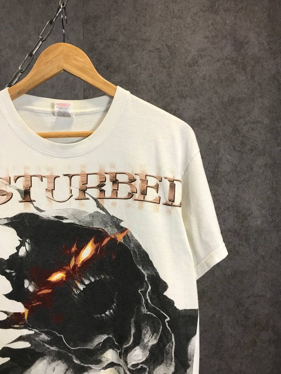 Band Tees Disturbed vintage rock band tee Size US M / EU 48-50 / 2 - 3 Thumbnail