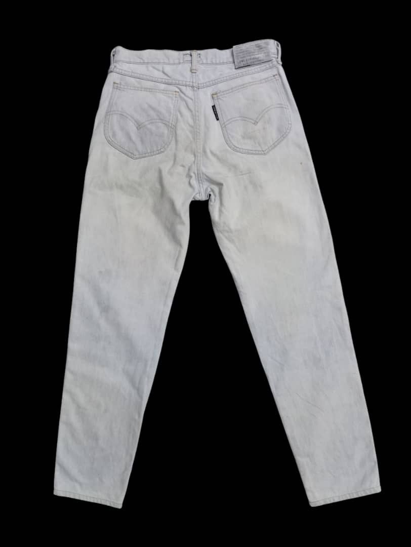 Levi's Vintage Levis Big E Black Tag Distressed Denim Size US 29 - 2 Thumbnail