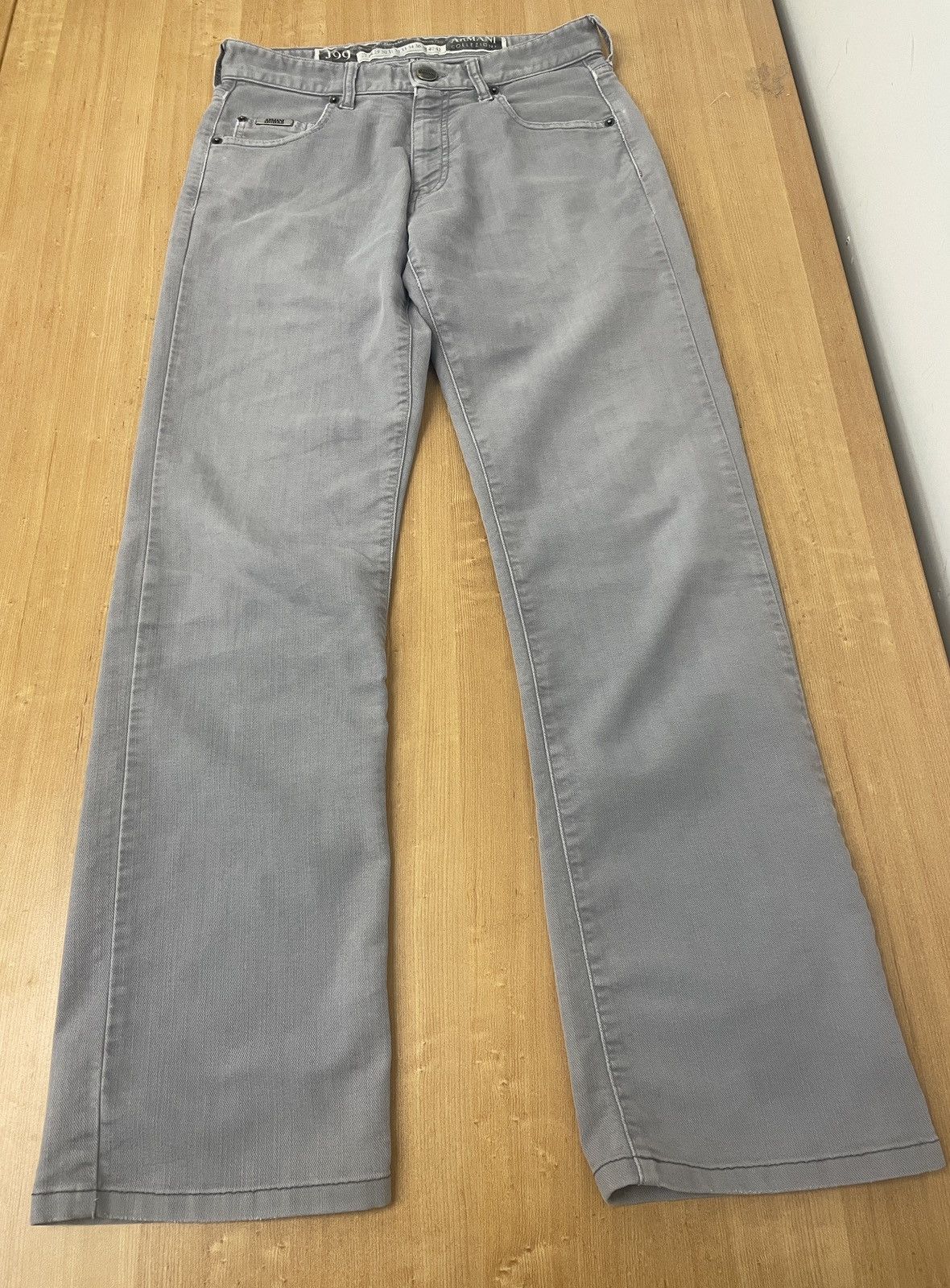 Armani Collezioni Armani Collezioni J99 jeans Size US 28 / EU 44 - 1 Thumbnail