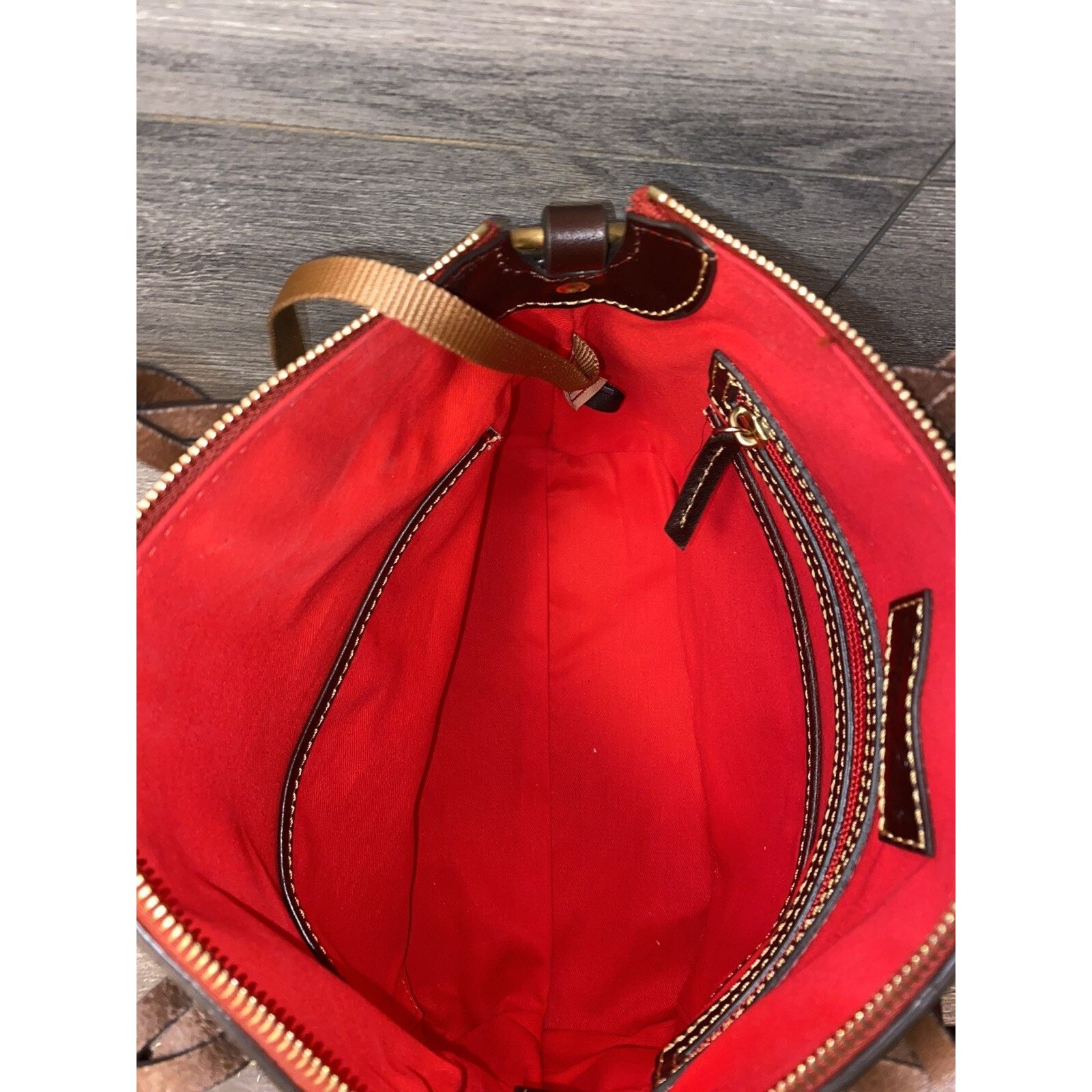 Dooney & Bourke Dooney & Bourke Pebble Leather Crossbody bag marigol A260501 Size ONE SIZE - 13 Thumbnail