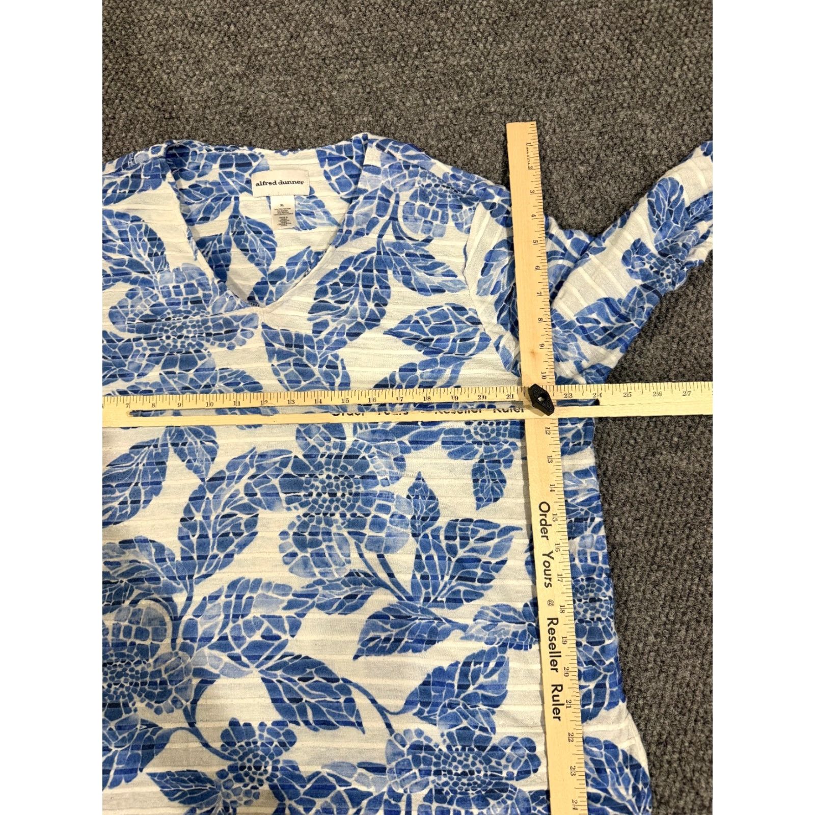 Vintage Alfred Dunner Blouse Womens M Blue White Floral Long Sleeve Lightweight Casual Size M / US 6-8 / IT 42-44 - 4 Thumbnail