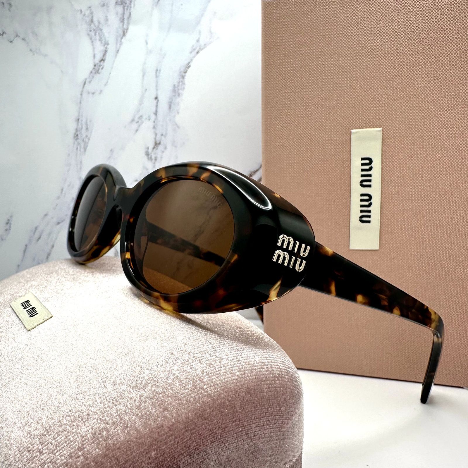 Miu Miu New MIU MIU Sunglasses Brown Tortoise Oval Womens Reverie Size ONE SIZE - 21 Thumbnail