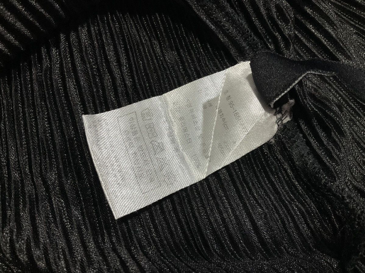 Issey Miyake × Japanese Brand × Pleats Please Issey Miyake 🔥Sick Japanese Pleats Pleated Shirt Issey Miyake Style Size US L / EU 52-54 / 3 - 6 Thumbnail