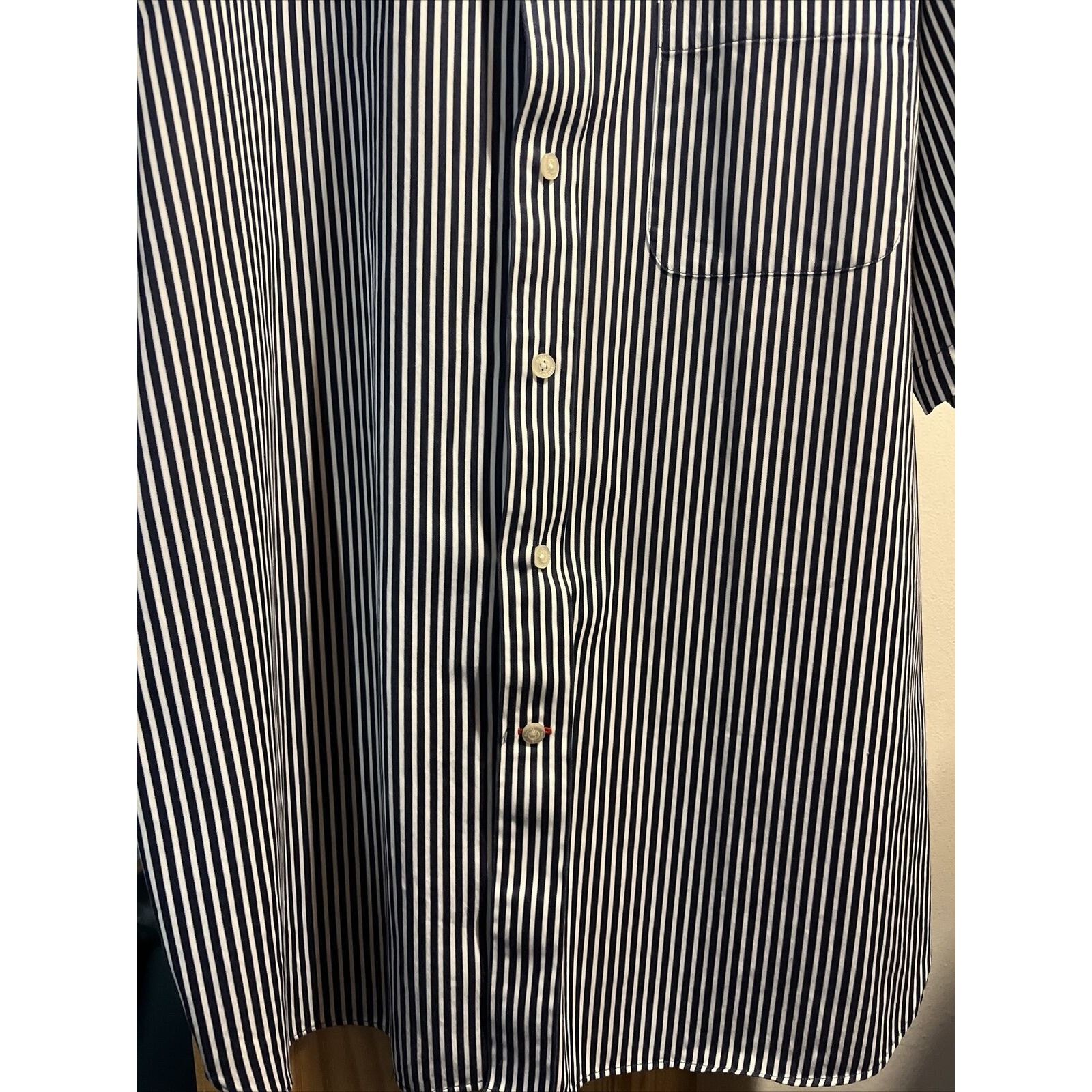 Daniel Cremieux Daniel Cremieux Men's L Blue Stripe SS Egyptian Cotton Shirt Size US L / EU 52-54 / 3 - 7 Thumbnail