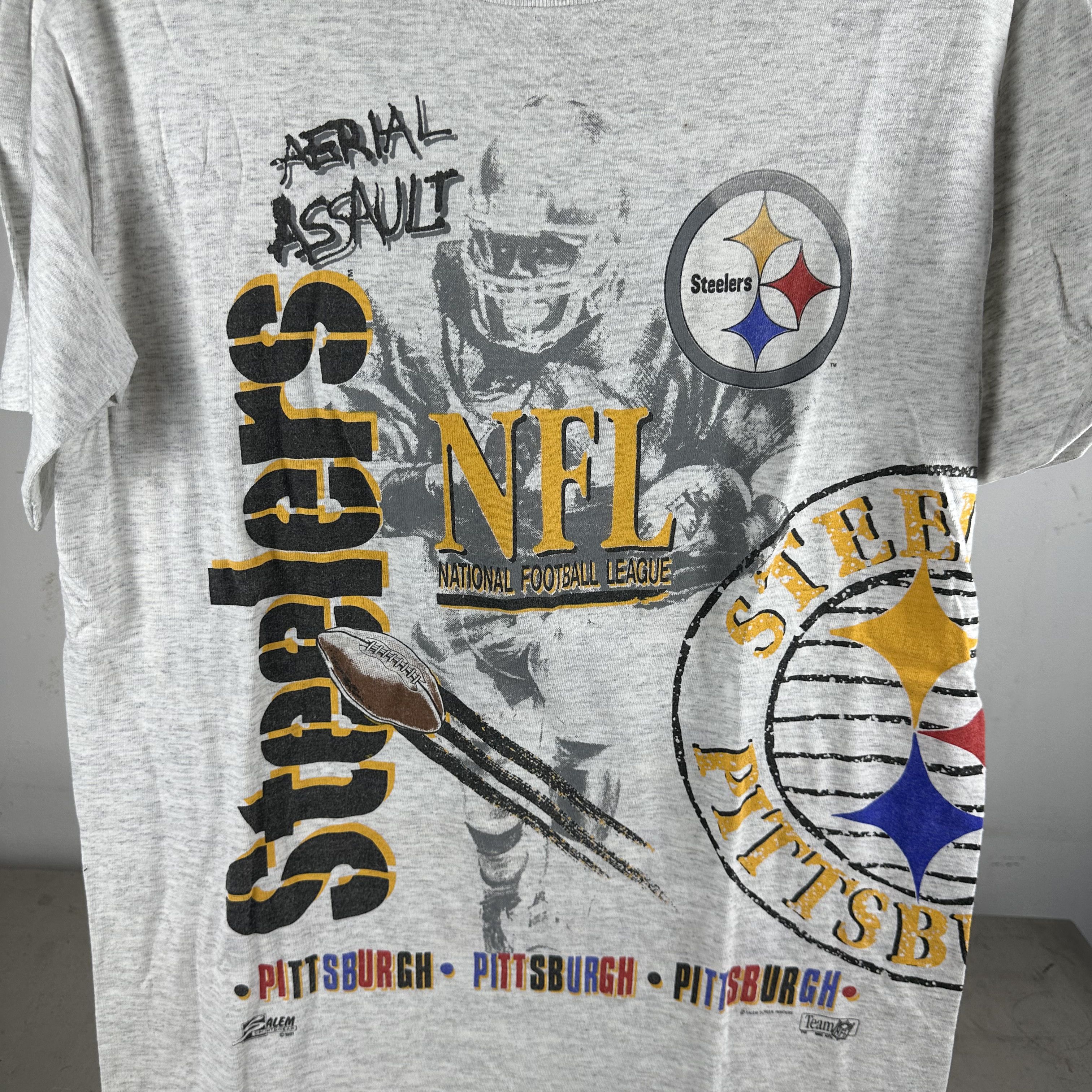 Vintage 1990 Pittsburgh Steelers NFL Aerial Assault AOP Salem Tee Size US L / EU 52-54 / 3 - 2 Thumbnail